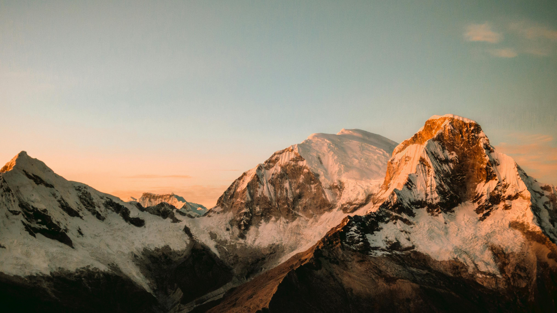Activating Change Communications: Effective Tactics in Times of Transition