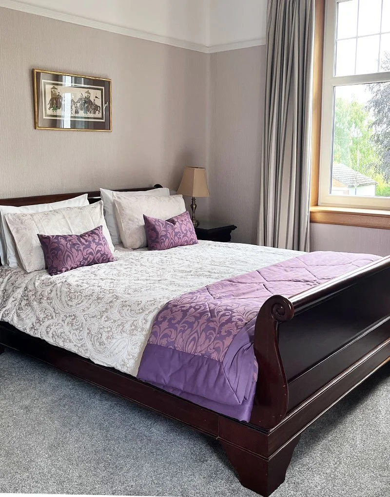 Pinewood Country House Bedroom 1
