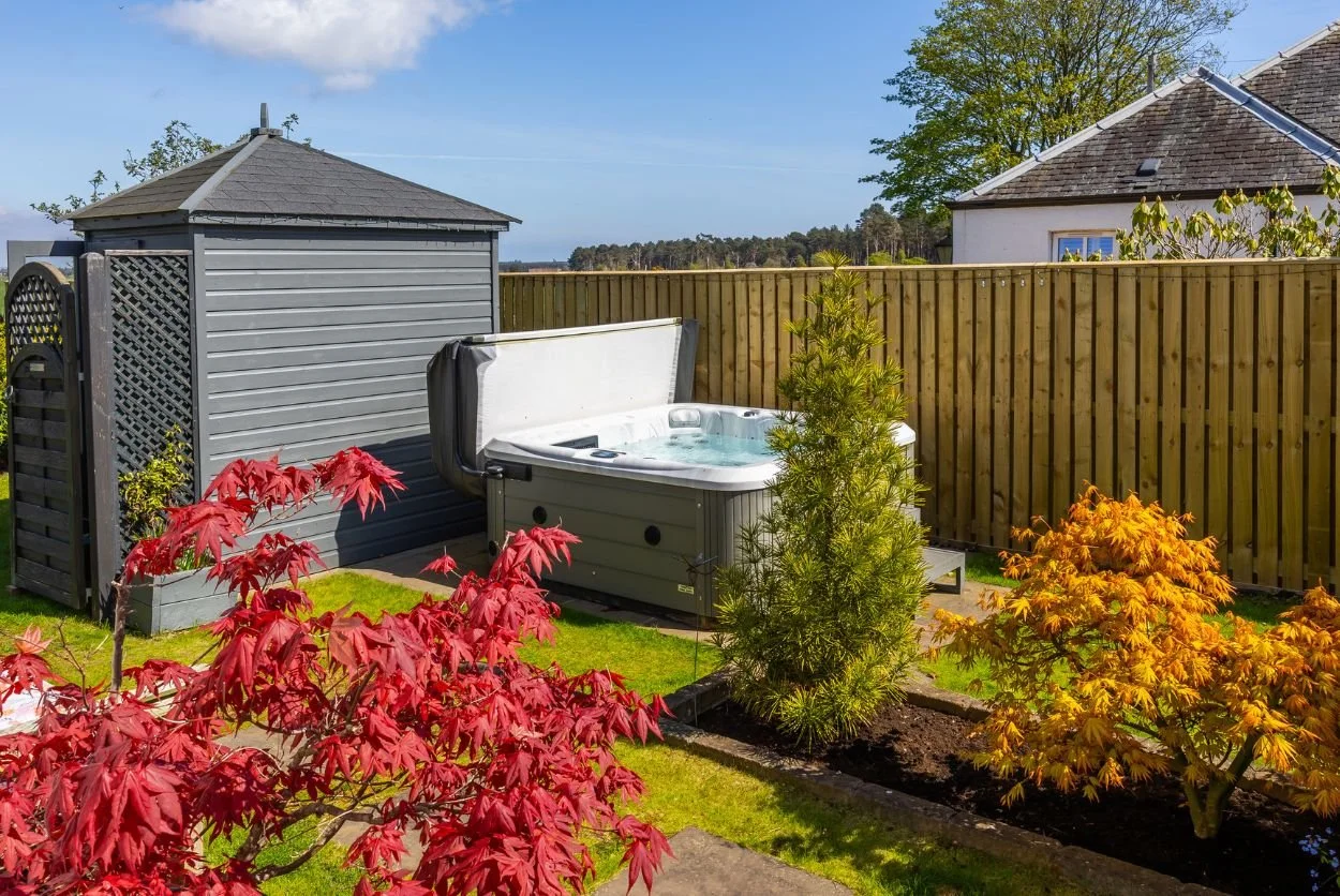 hot-tub-area-pinewood-house.jpg