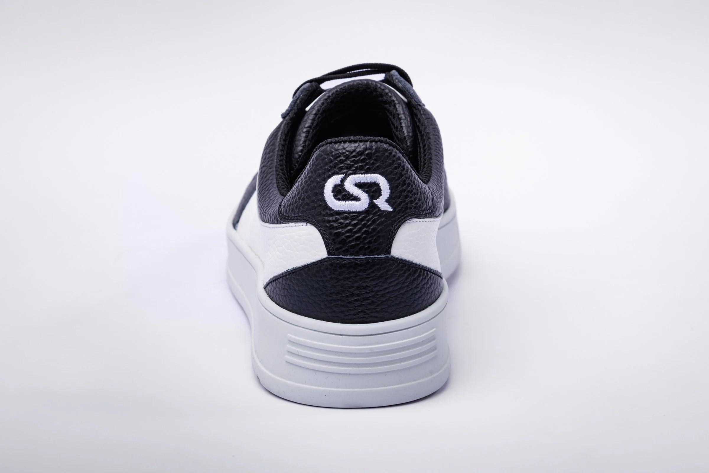 CSR_shoes_260401_043.jpg