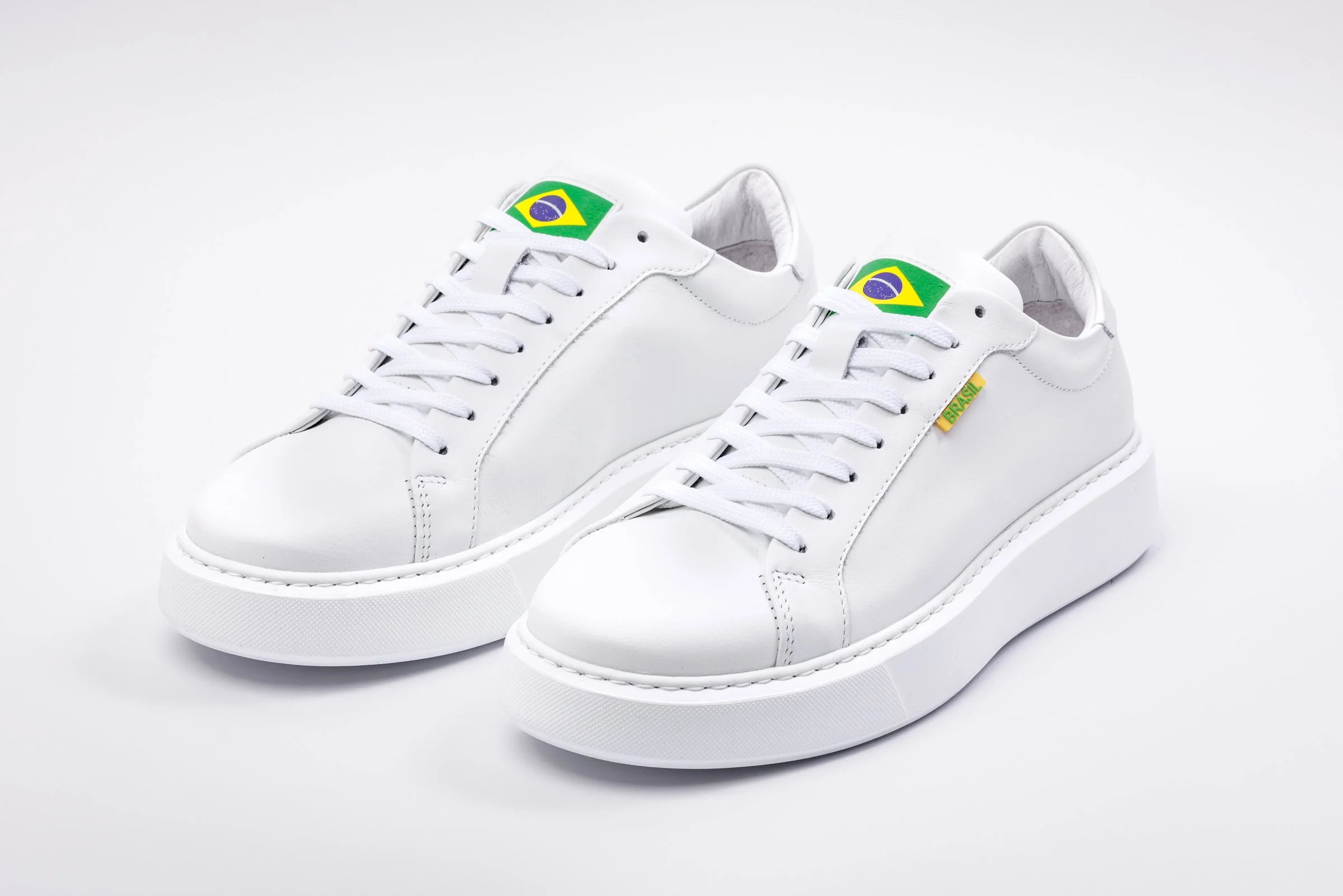 CS_shoes_260602_005_v2.jpg