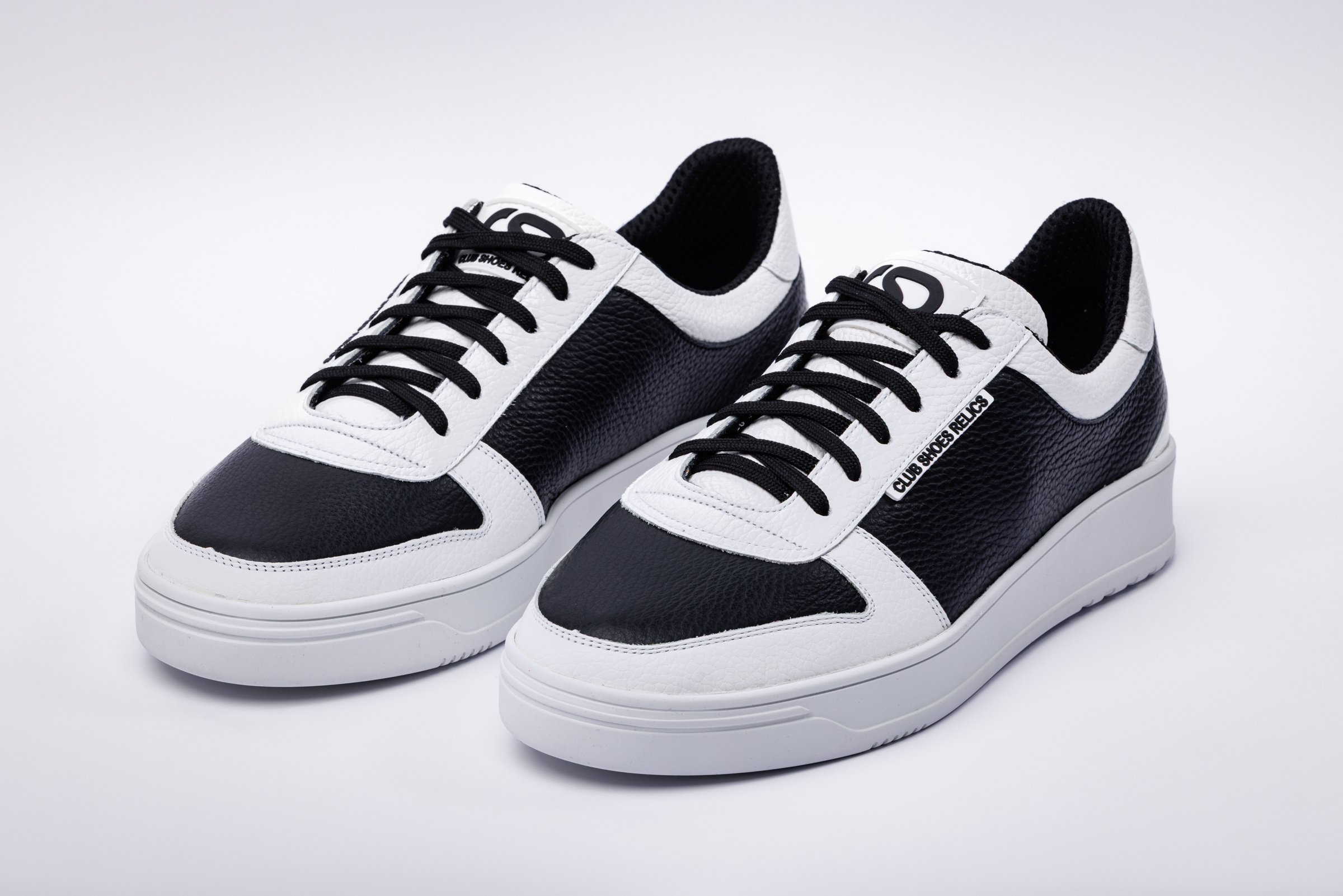 CSR_shoes_260401_002.jpg
