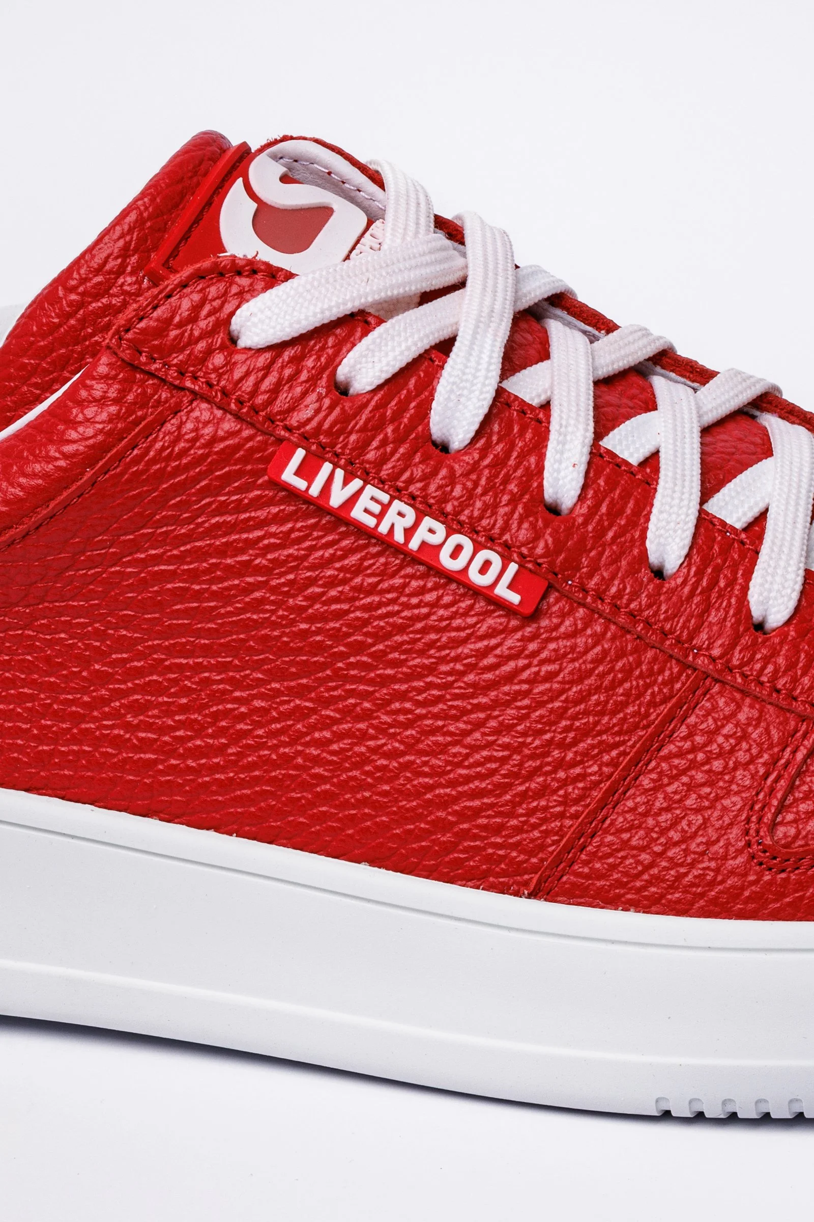 CSR_shoes_250715_026_v2.jpg
