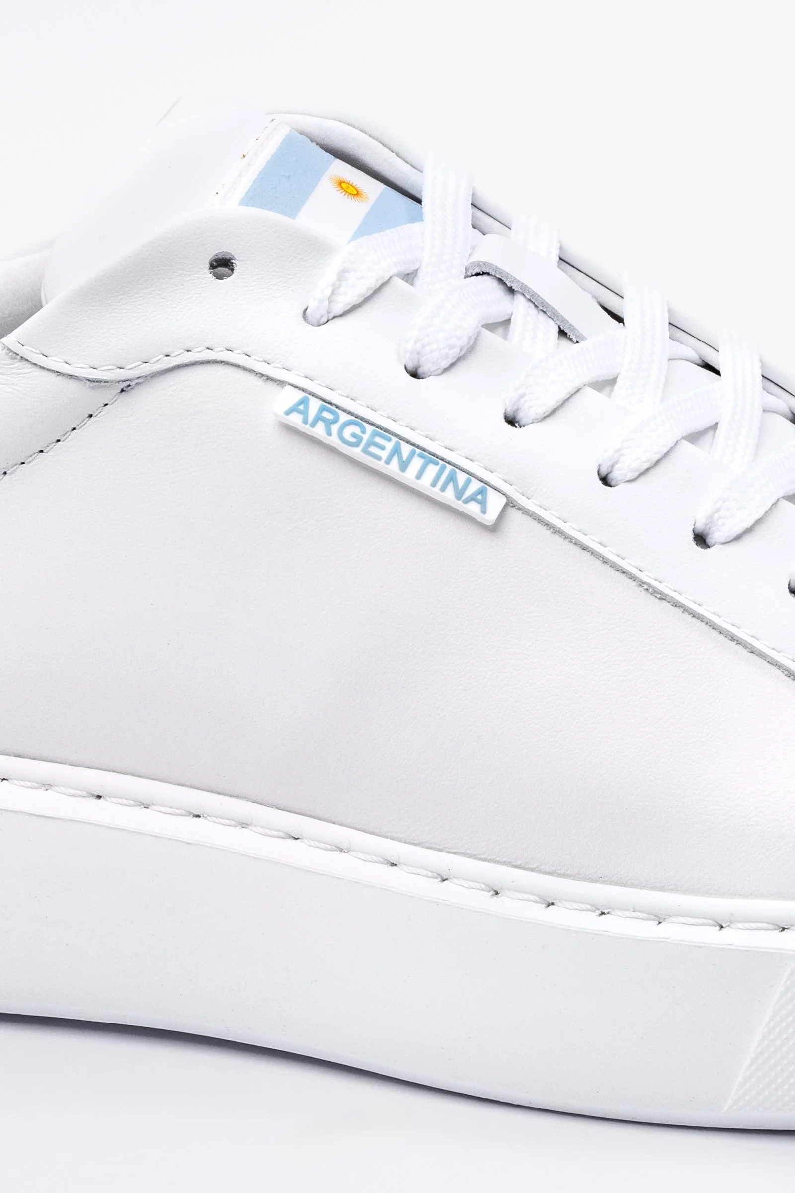 CS_shoes_260602_030_v2.jpg