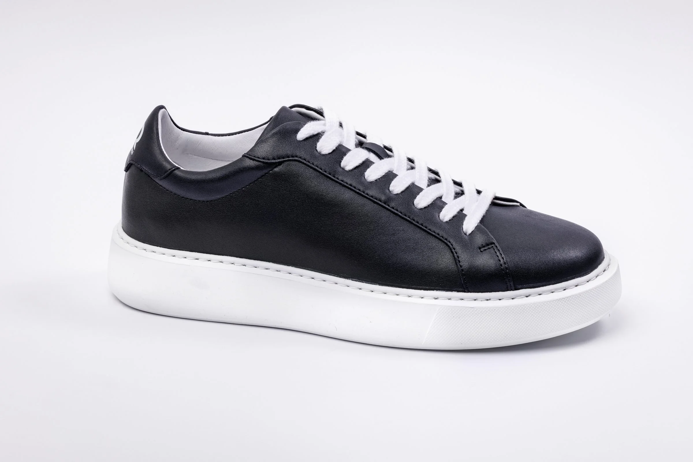CS_shoes_260602_025_v2.jpg