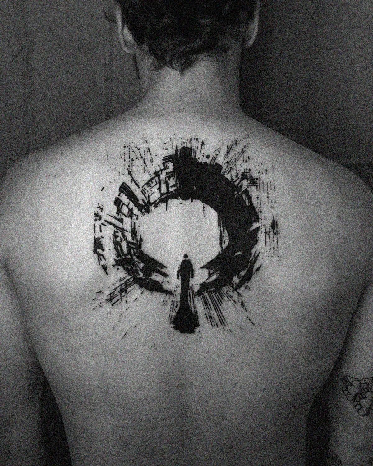 Symbolic circular blackwork tattoo on male back. Minimalist metaphysical art by ghost.of.catharsis.