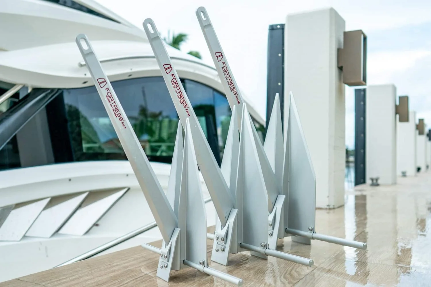 How to Anchor a Boat in Wind and Current: Tips for Destin Boaters