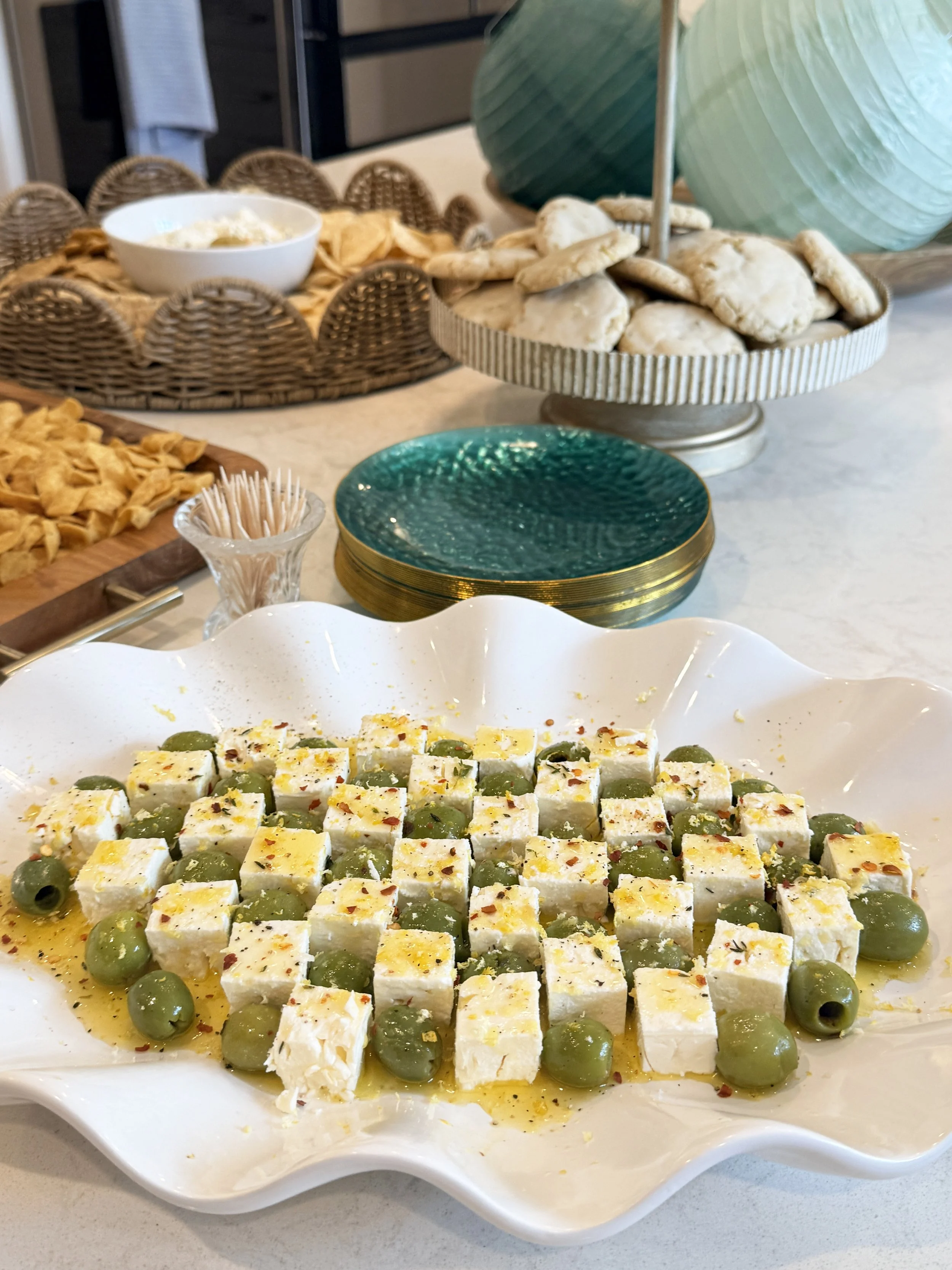 A Simple Summer Party Menu That Makes Hosting Feel Easy