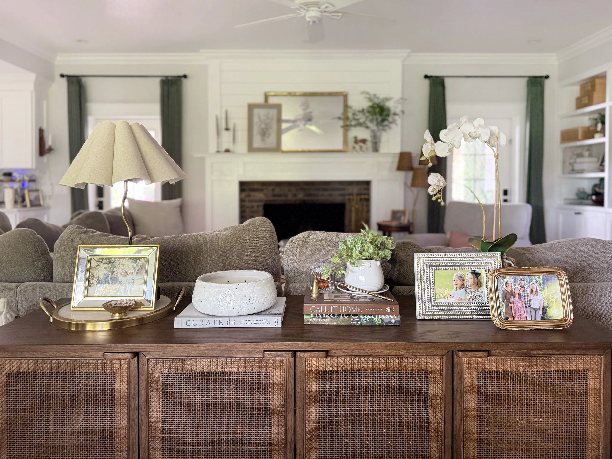 livingroom.jpg