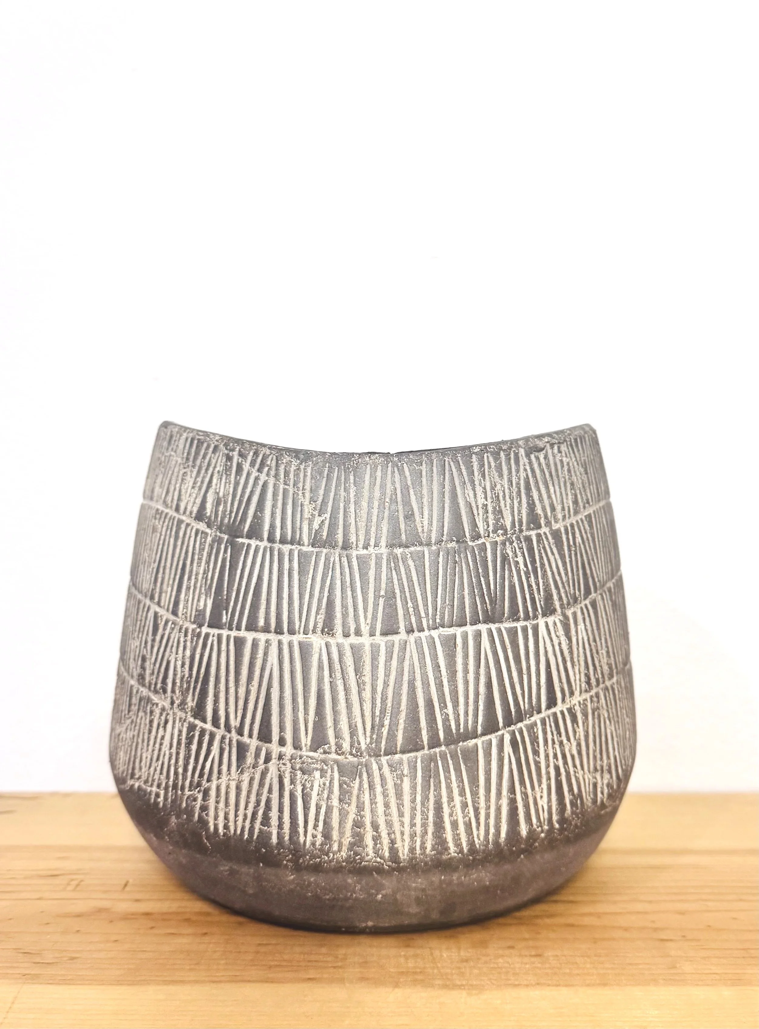 Tribal Pot
