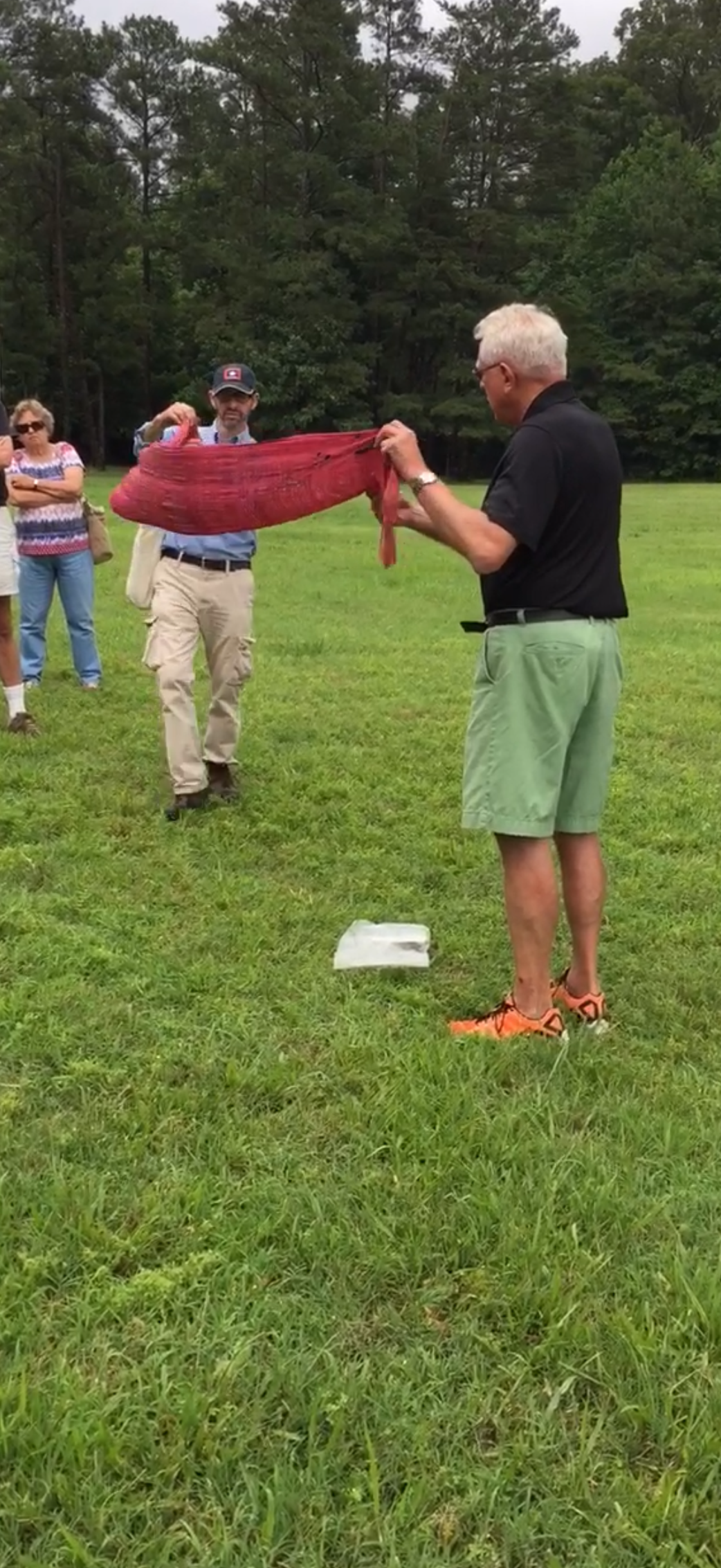 Bradfute Warwick Davenport, Jr. holding sash at reunion event