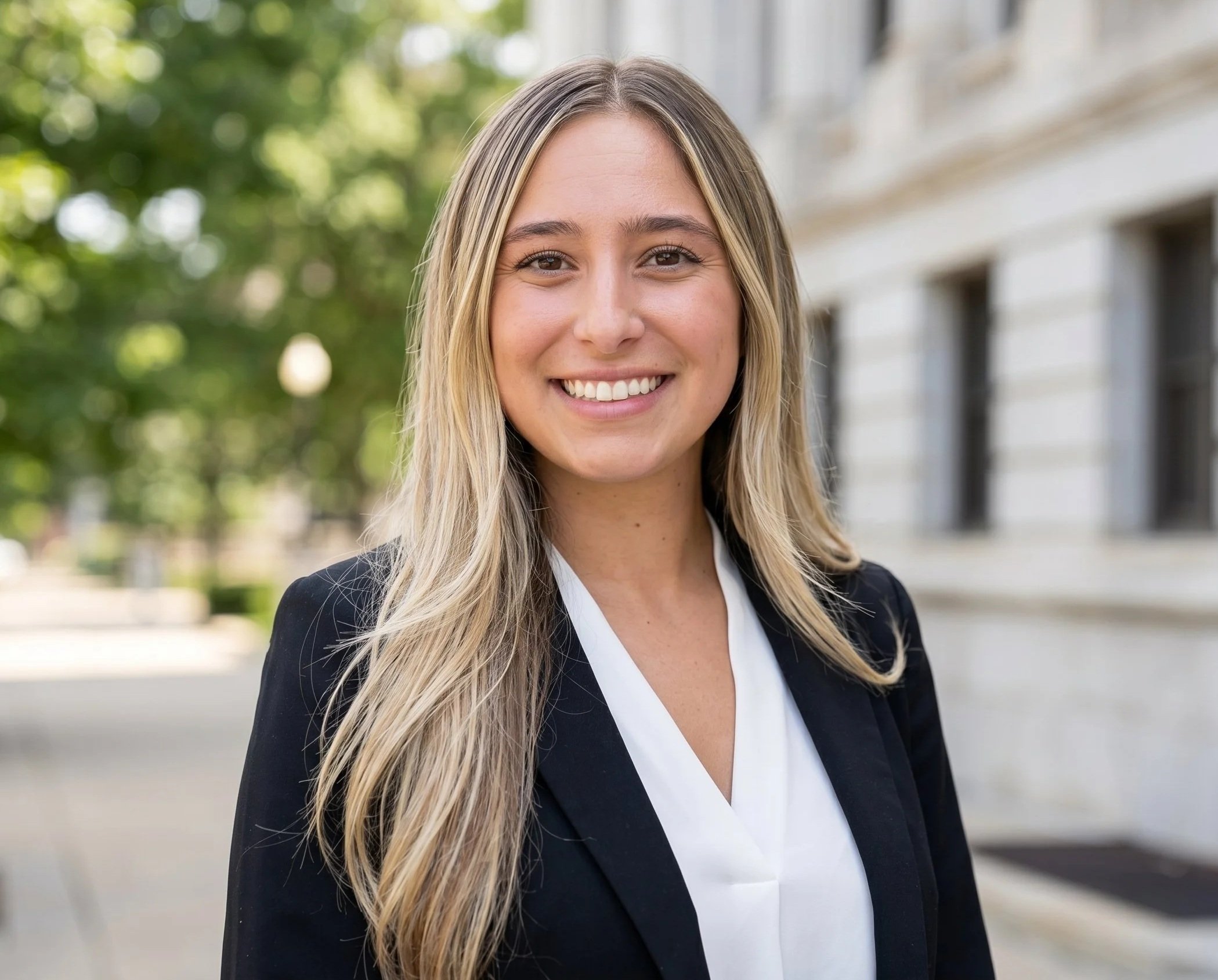 Headshot photo of Kylee Jones