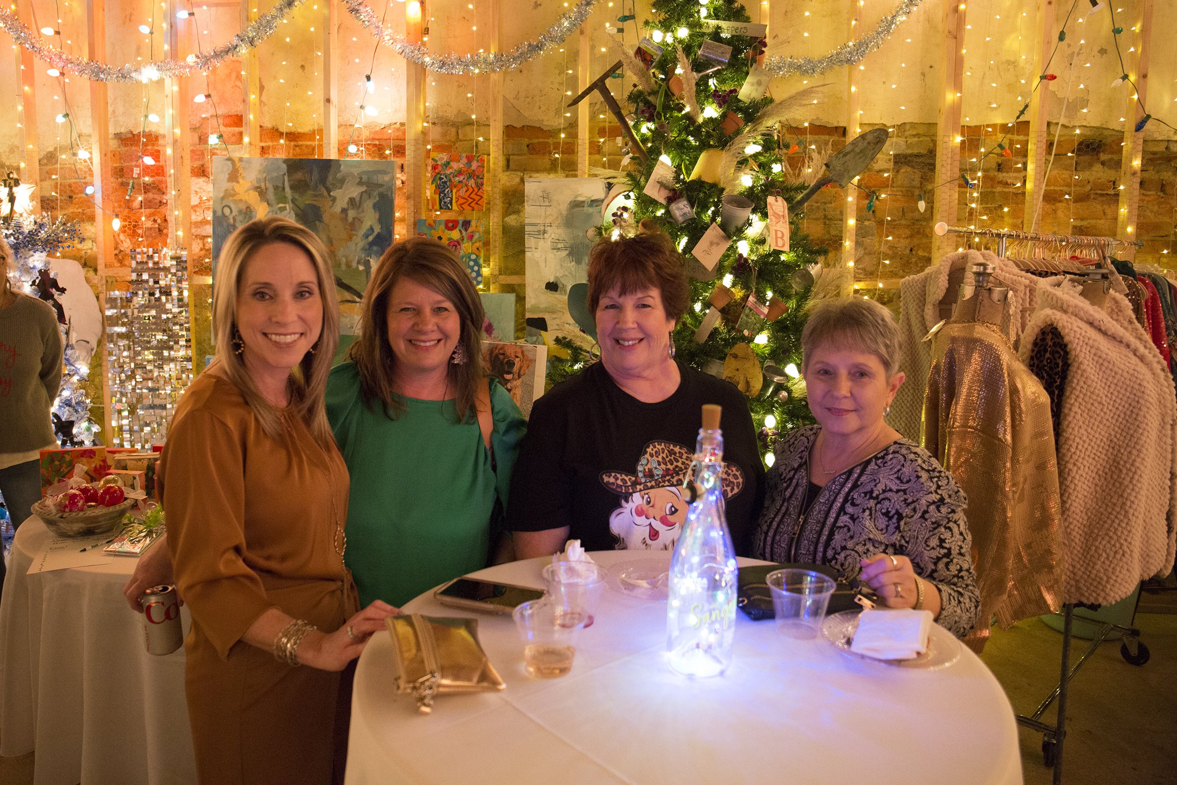 BPBM_GirlsNightOut_120622_62.jpg