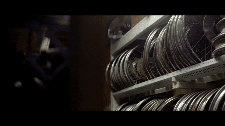 man and machine - charlie's place-high-2.gif