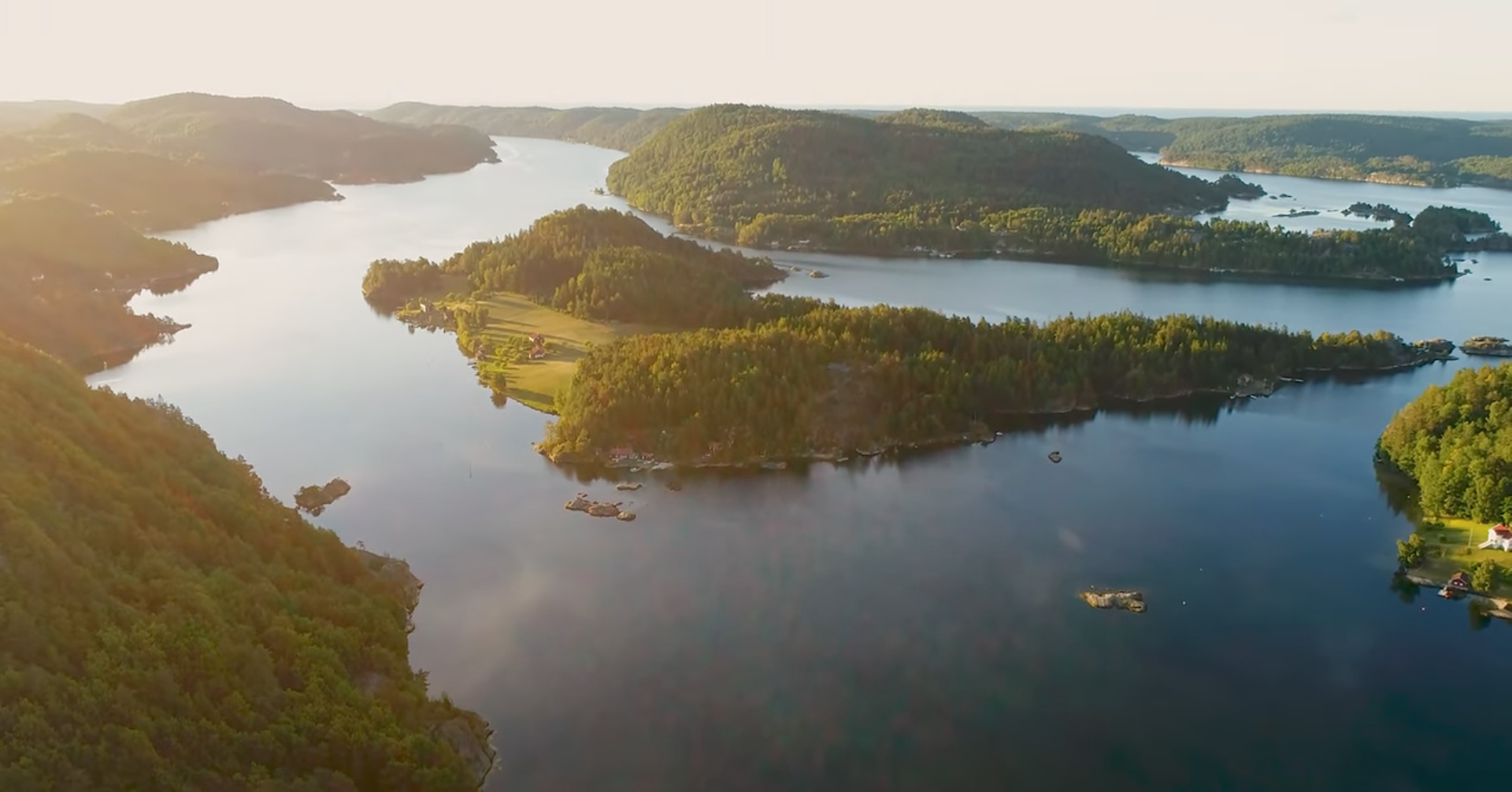 Beliggenhet, nærområde og aktiviteter