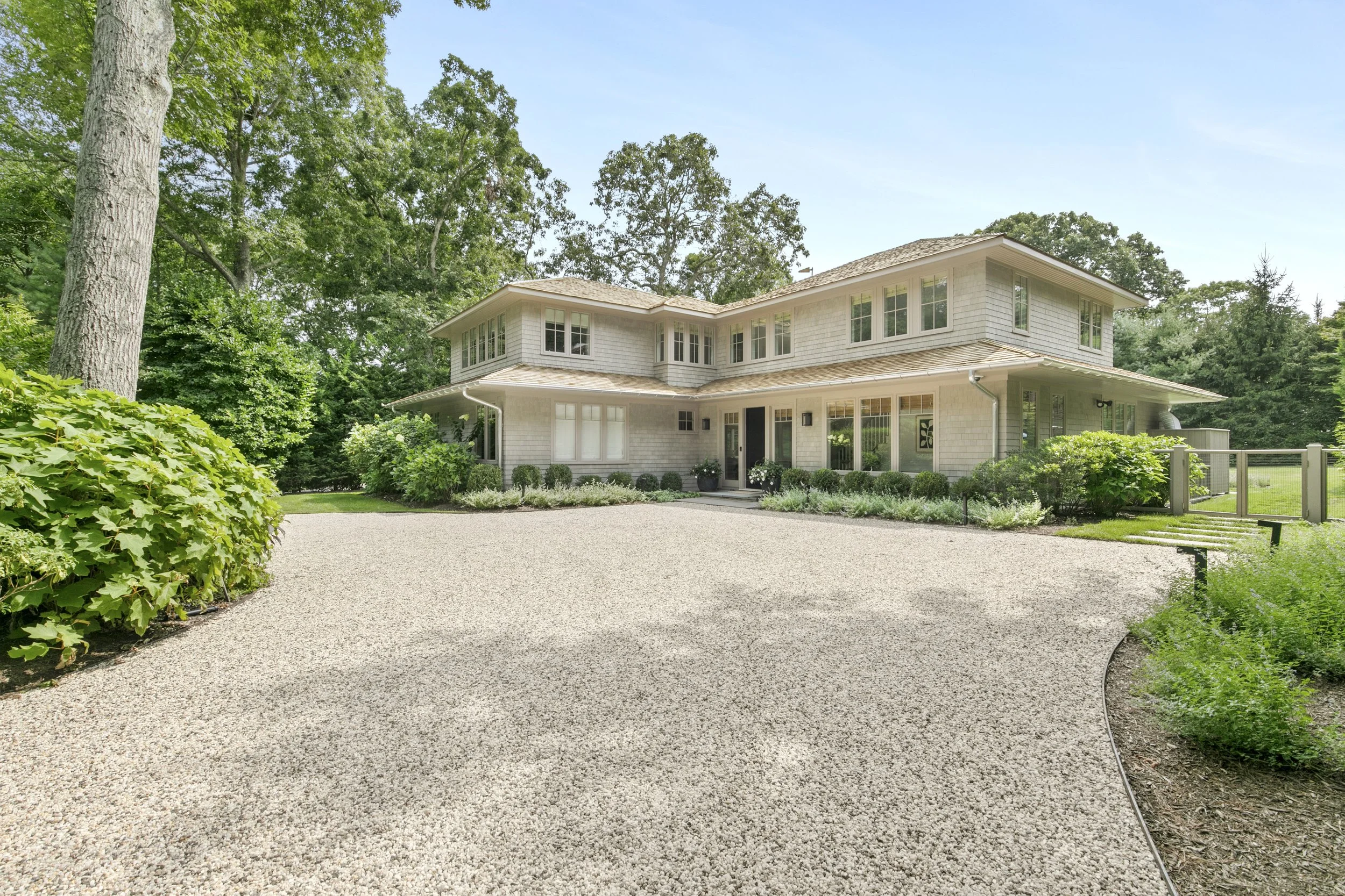 $6.9M | 22 WESTWOOD ROAD, WAINSCOTT