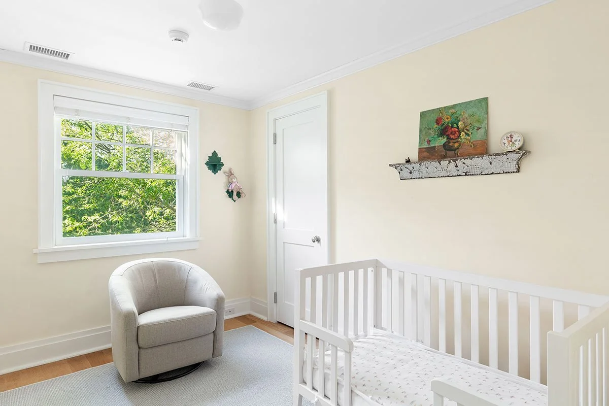15_HitherLane_EastHampton-GuestBed4.jpg