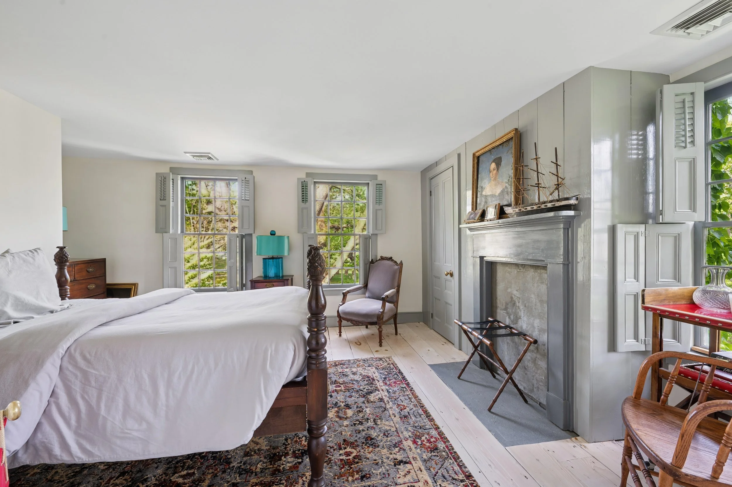 24-96 Madison St Sag Harbor 8883 Bedroom.jpg