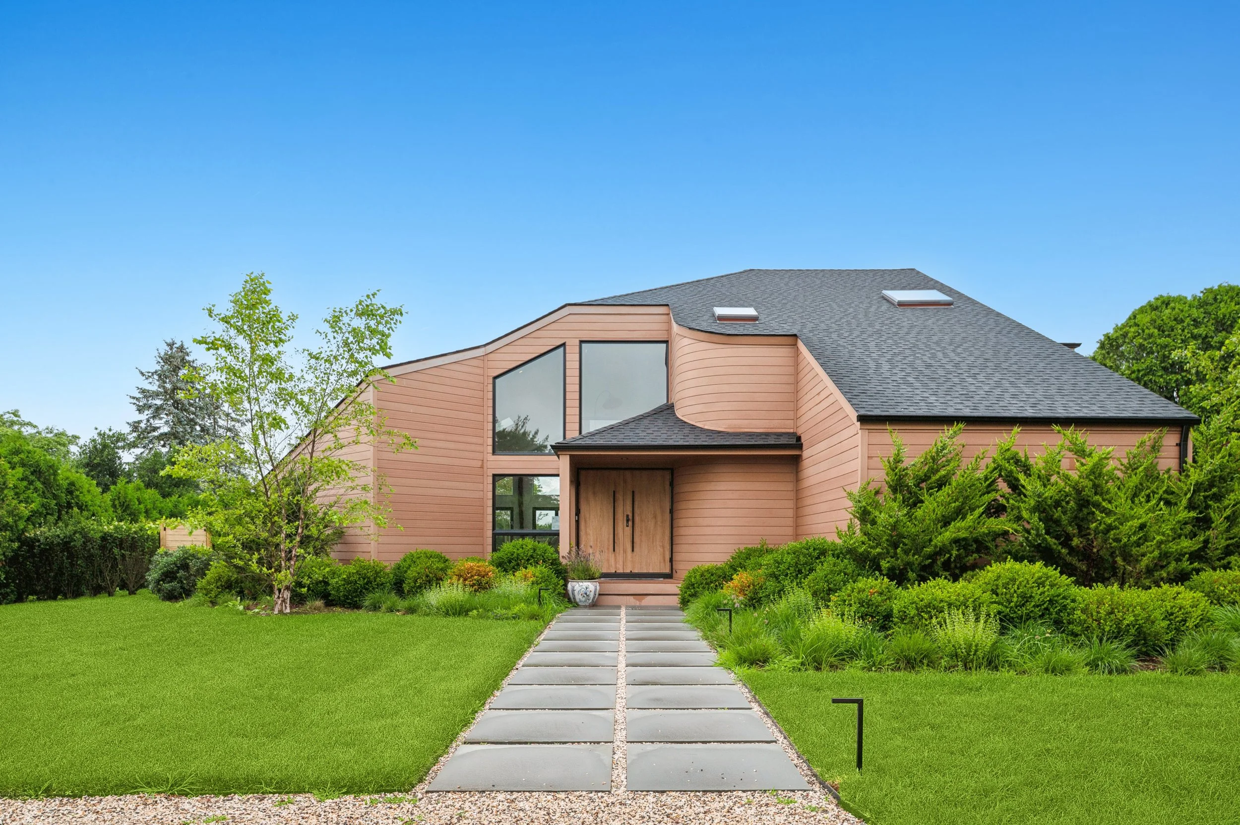 03-799 Halsey Ln, Water Mill-Exterior3.jpg
