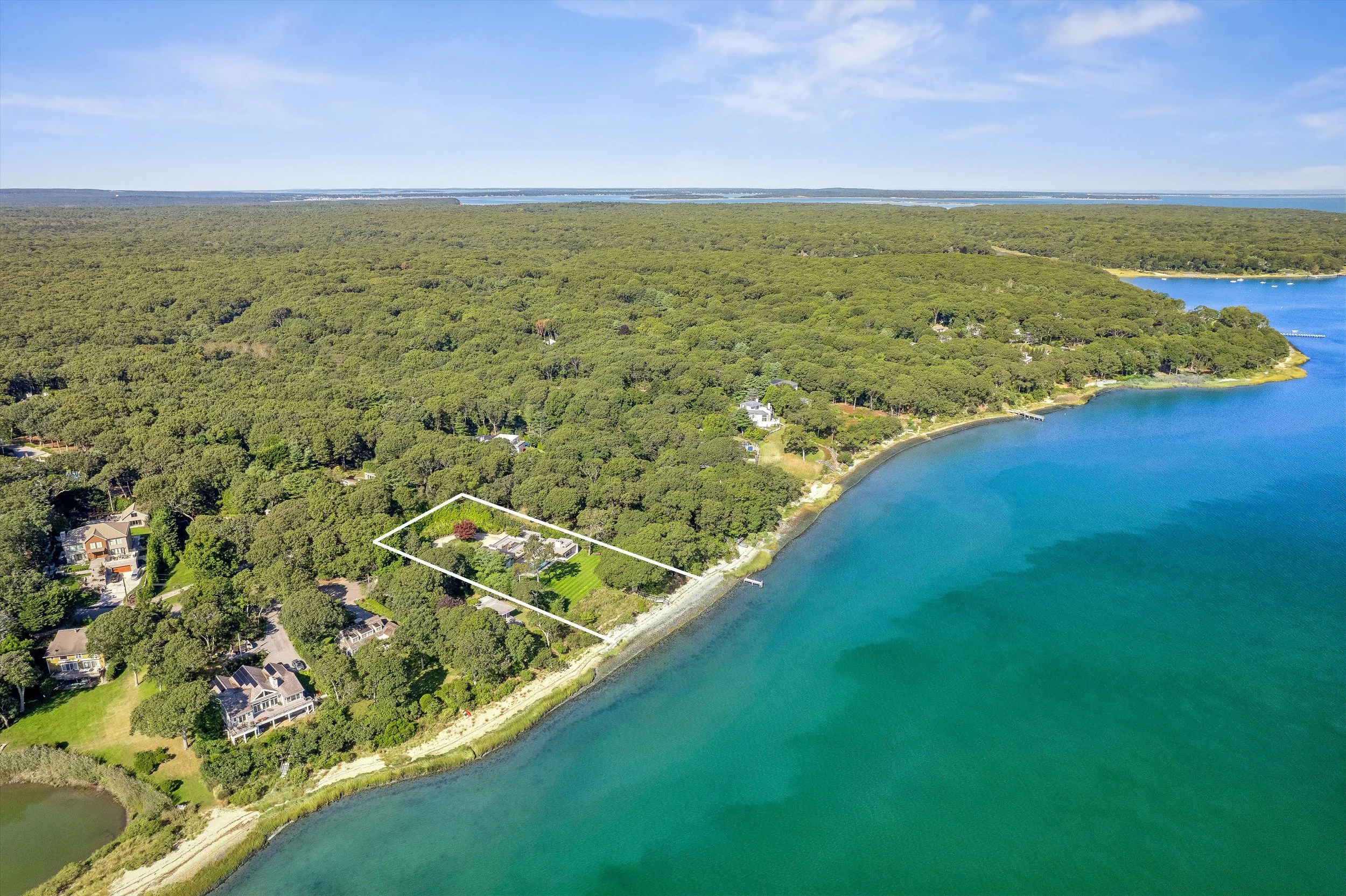 03-90 Oyster Shores Rd, East Hampton-Aerial3.jpg