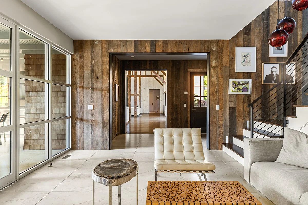 675_PaulsLane_Bridgehampton-SittingRoom2.jpg
