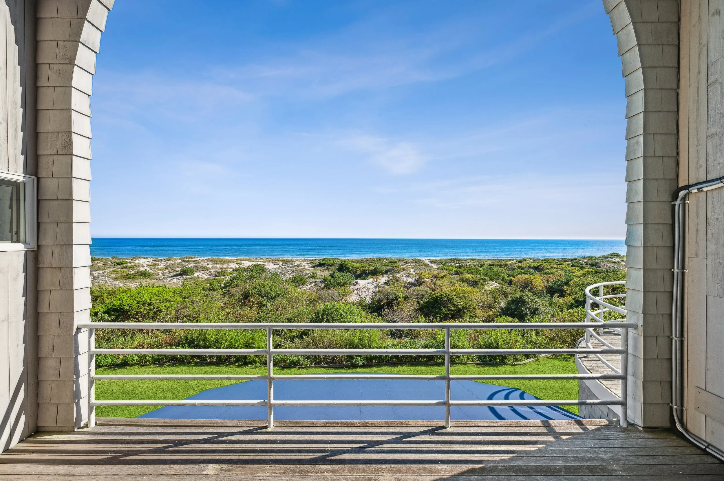 WebRes_06 - 74 Further Ln, East Hampton - Terrace.jpg