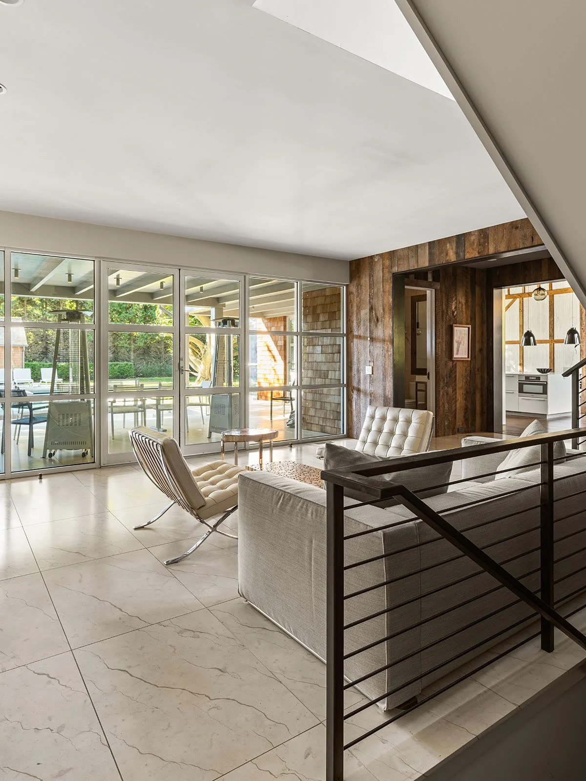 675_PaulsLane_Bridgehampton-SittingRoom1.jpg