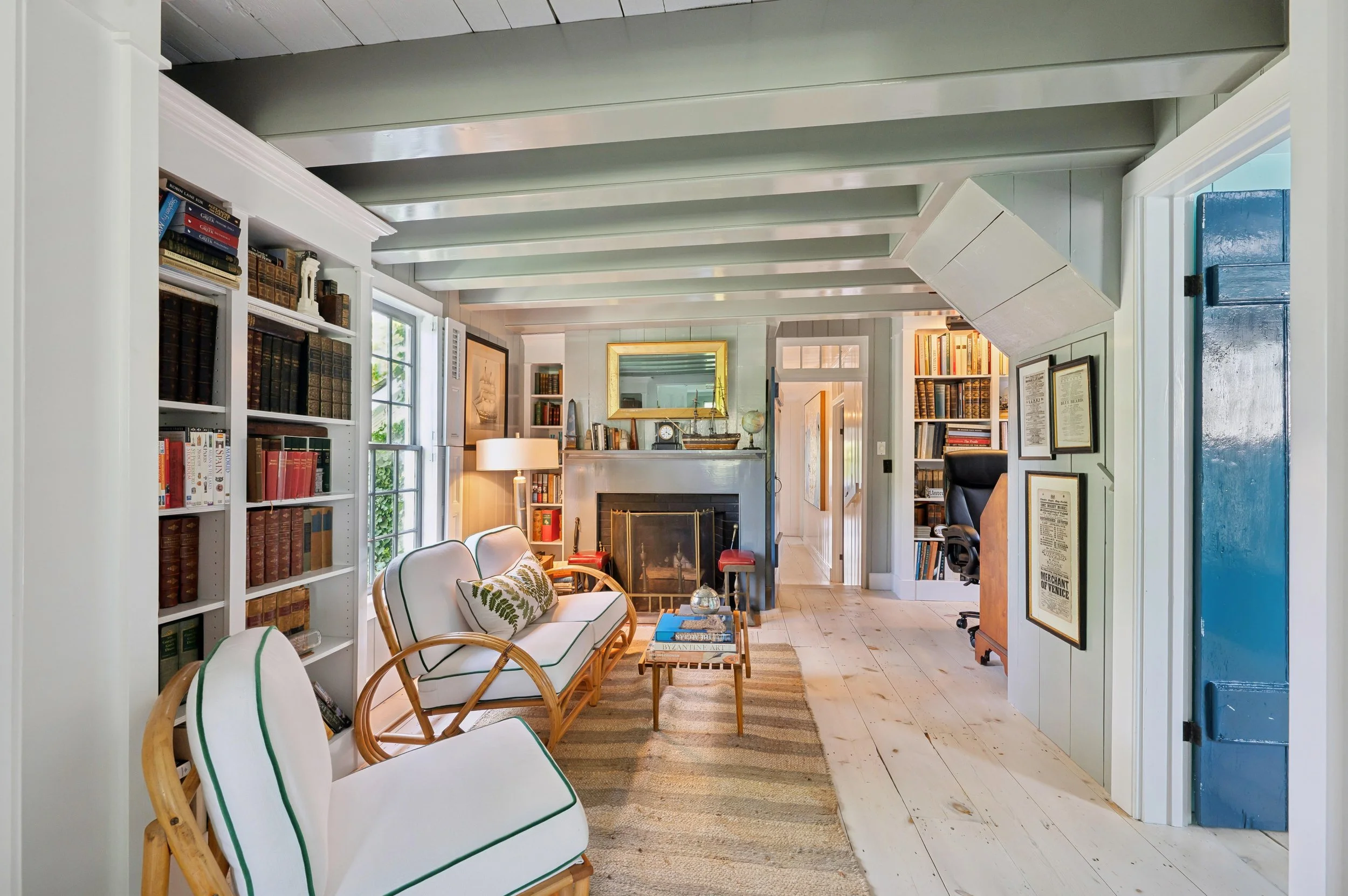 25-96 Madison St Sag Harbor 8888 Den.jpg