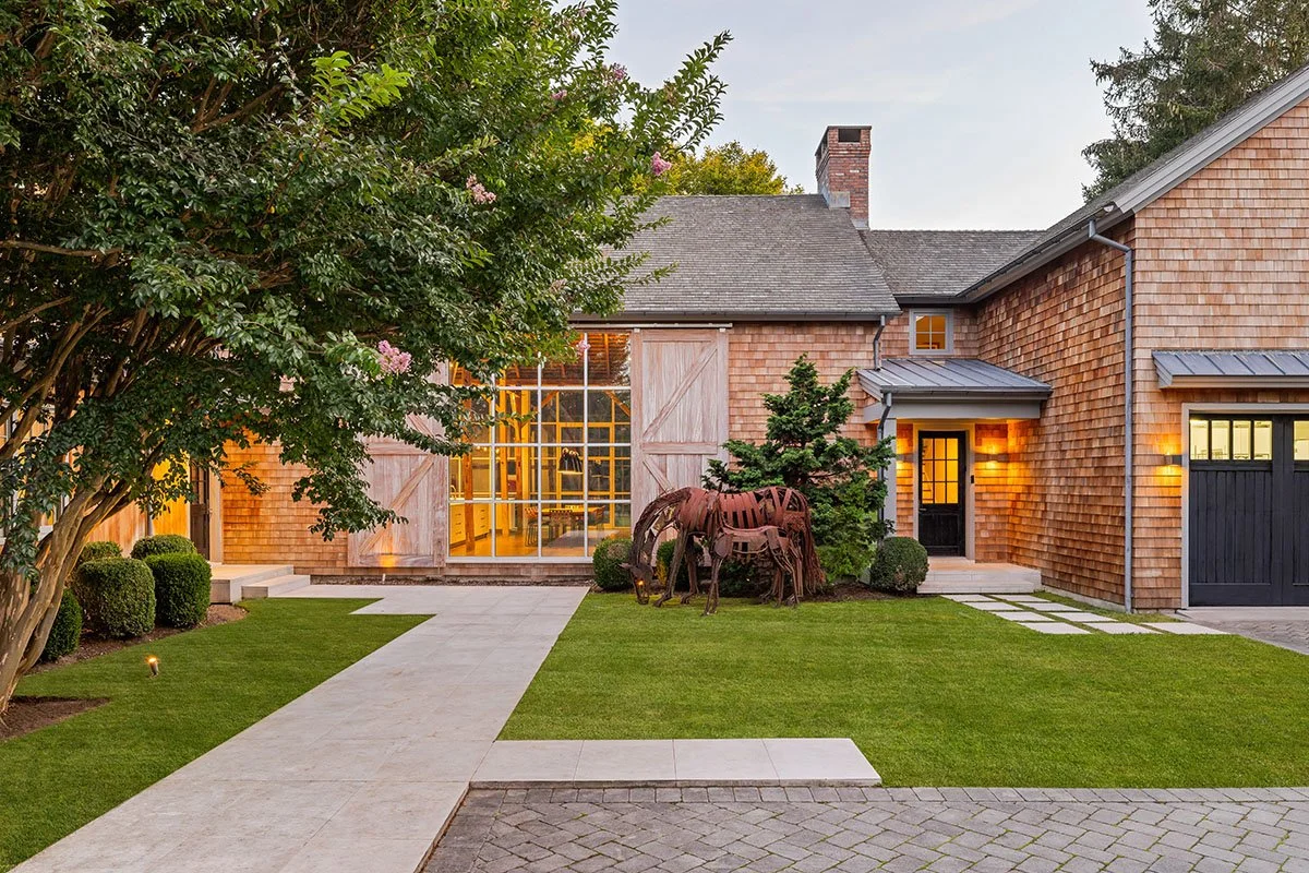 675_PaulsLane_Bridgehampton-FrontDetail2.jpg