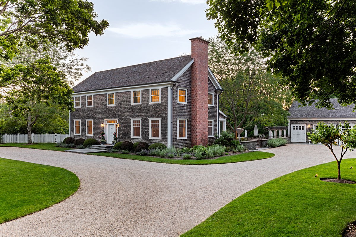 15_HitherLane_EastHampton-Front.jpg