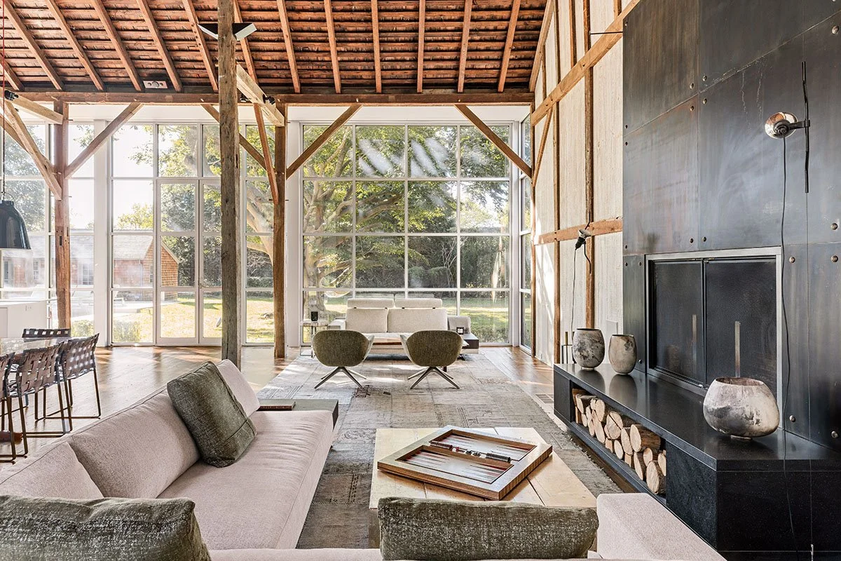 675_PaulsLane_Bridgehampton-LivingRoom1.jpg