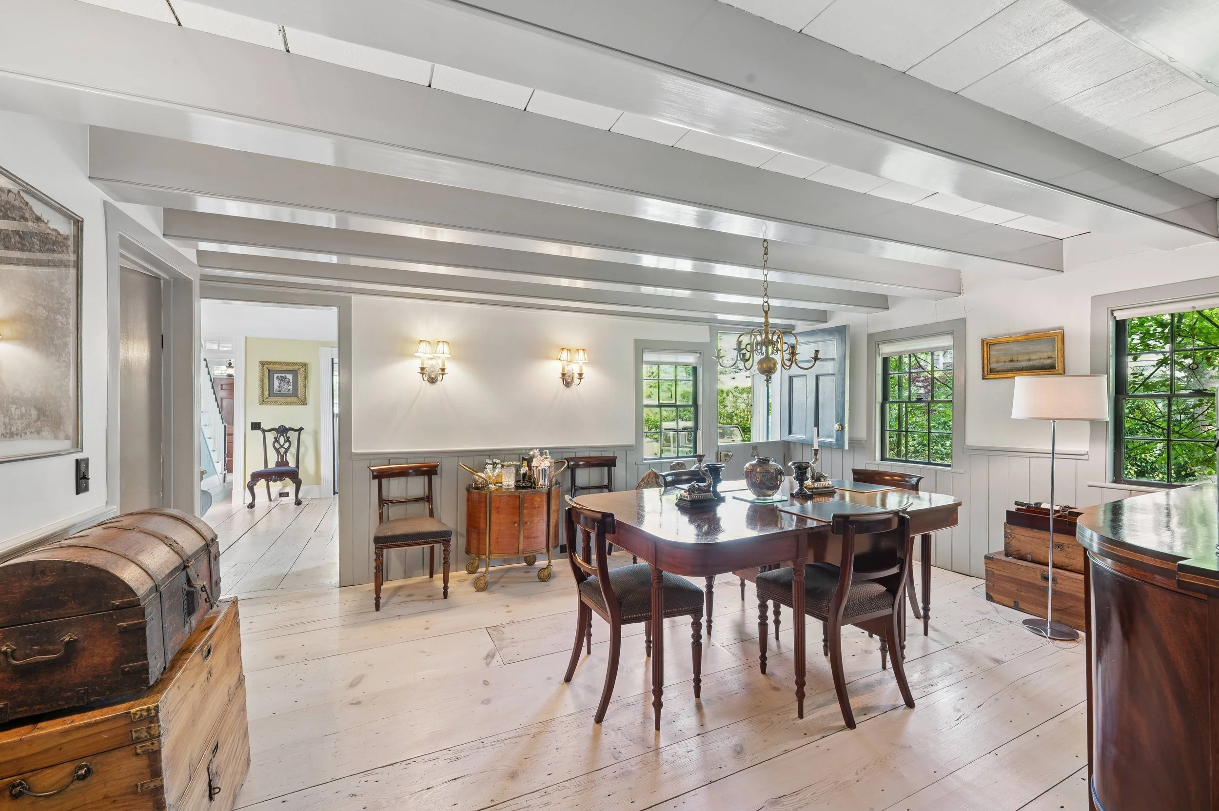 16-96 Madison St Sag Harbor 8842 DiningRoom.jpg
