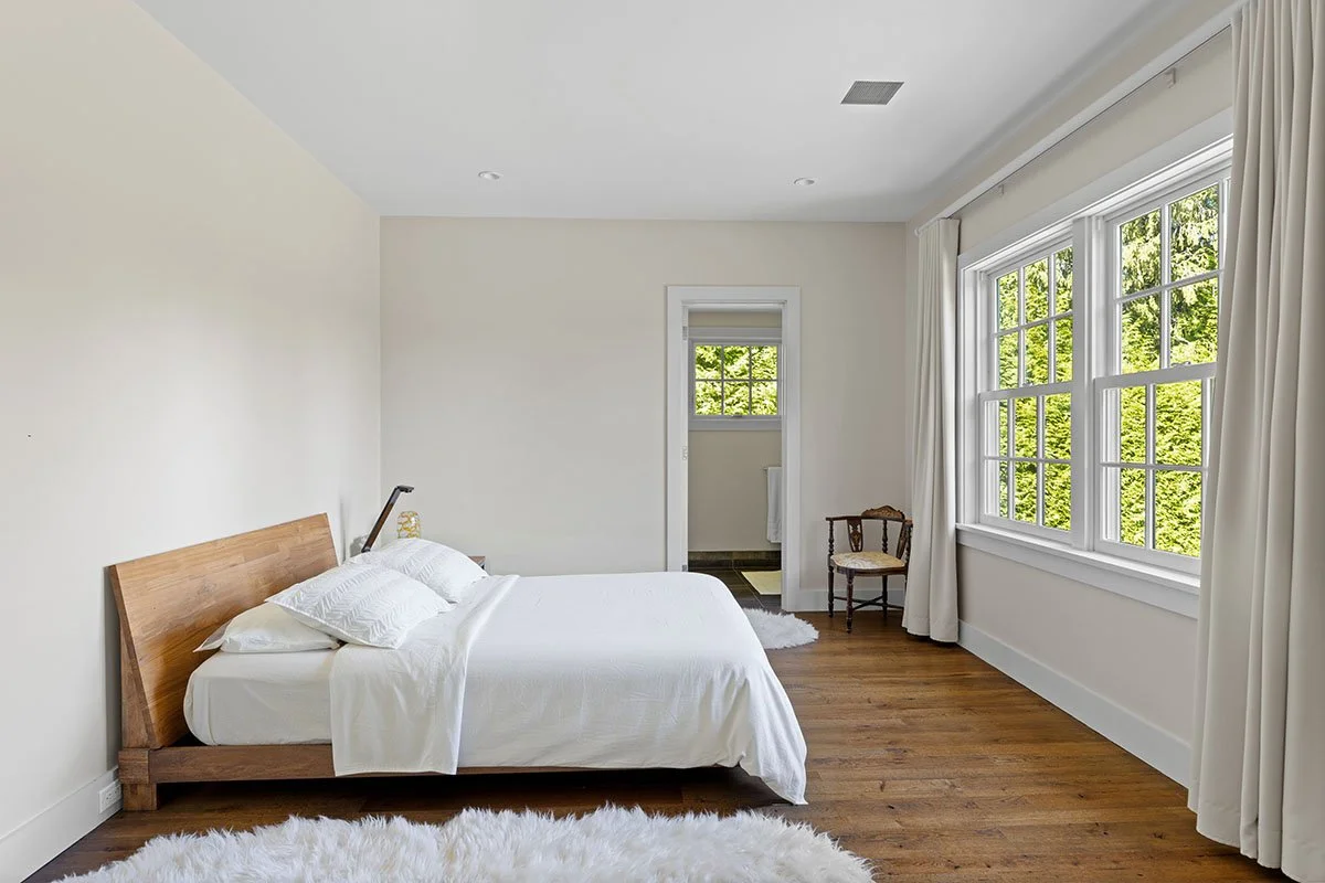 675_PaulsLane_Bridgehampton-GuestBedroom4.jpg