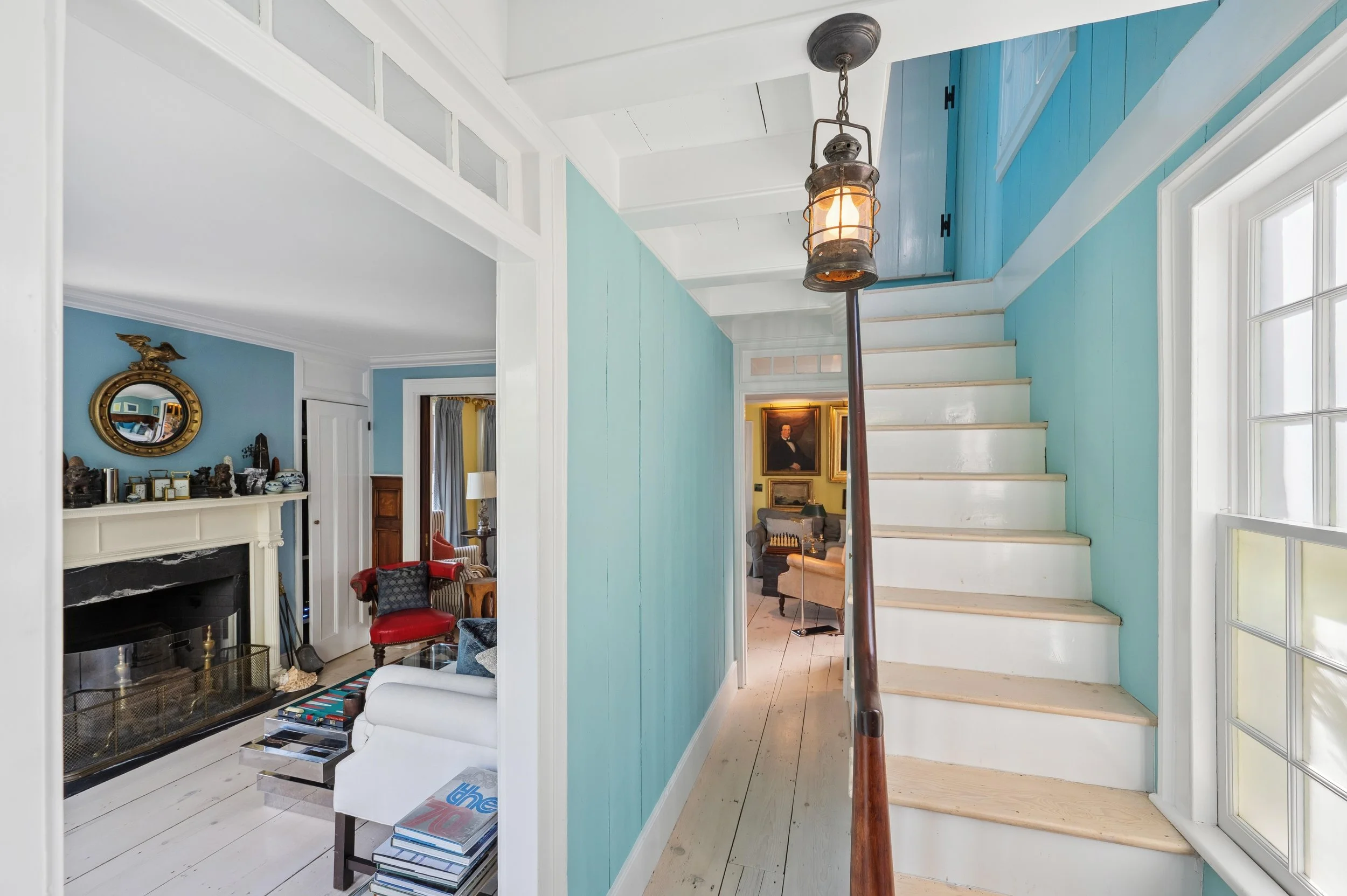 12-96 Madison St Sag Harbor 8837 Foyer-Stairs.jpg