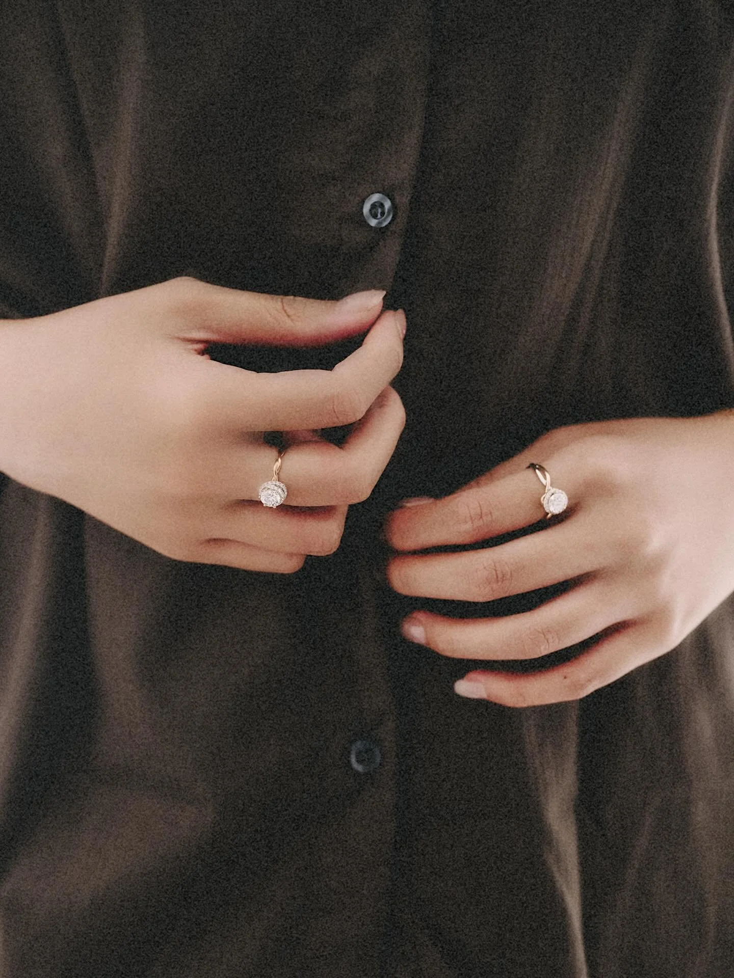 有人說人生過半。
我們說，
那是光開始變得溫柔的時候。

When life reaches its half,
the light simply turns softer.

#dnadiamond