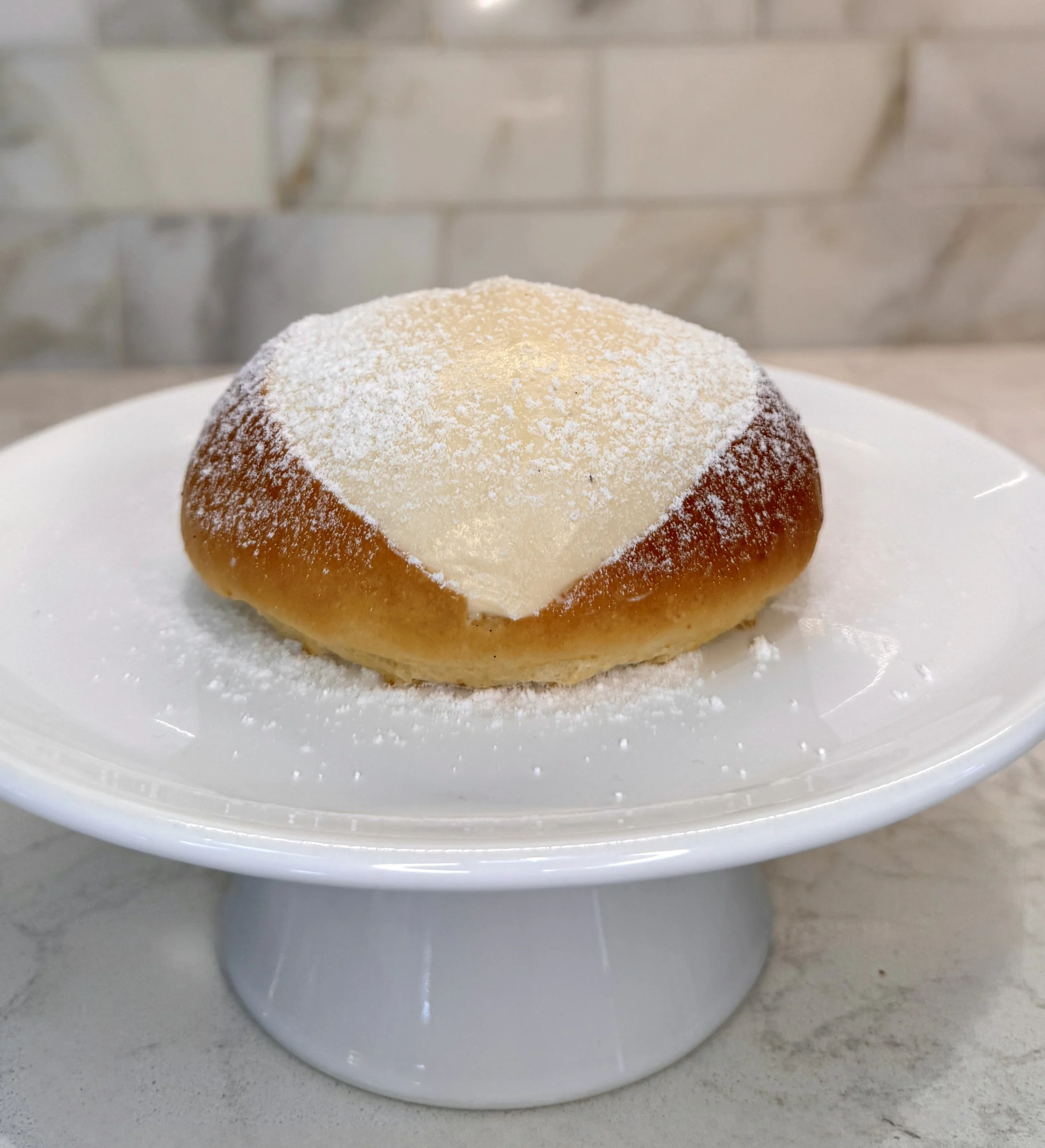one dulce maritozzi.jpg