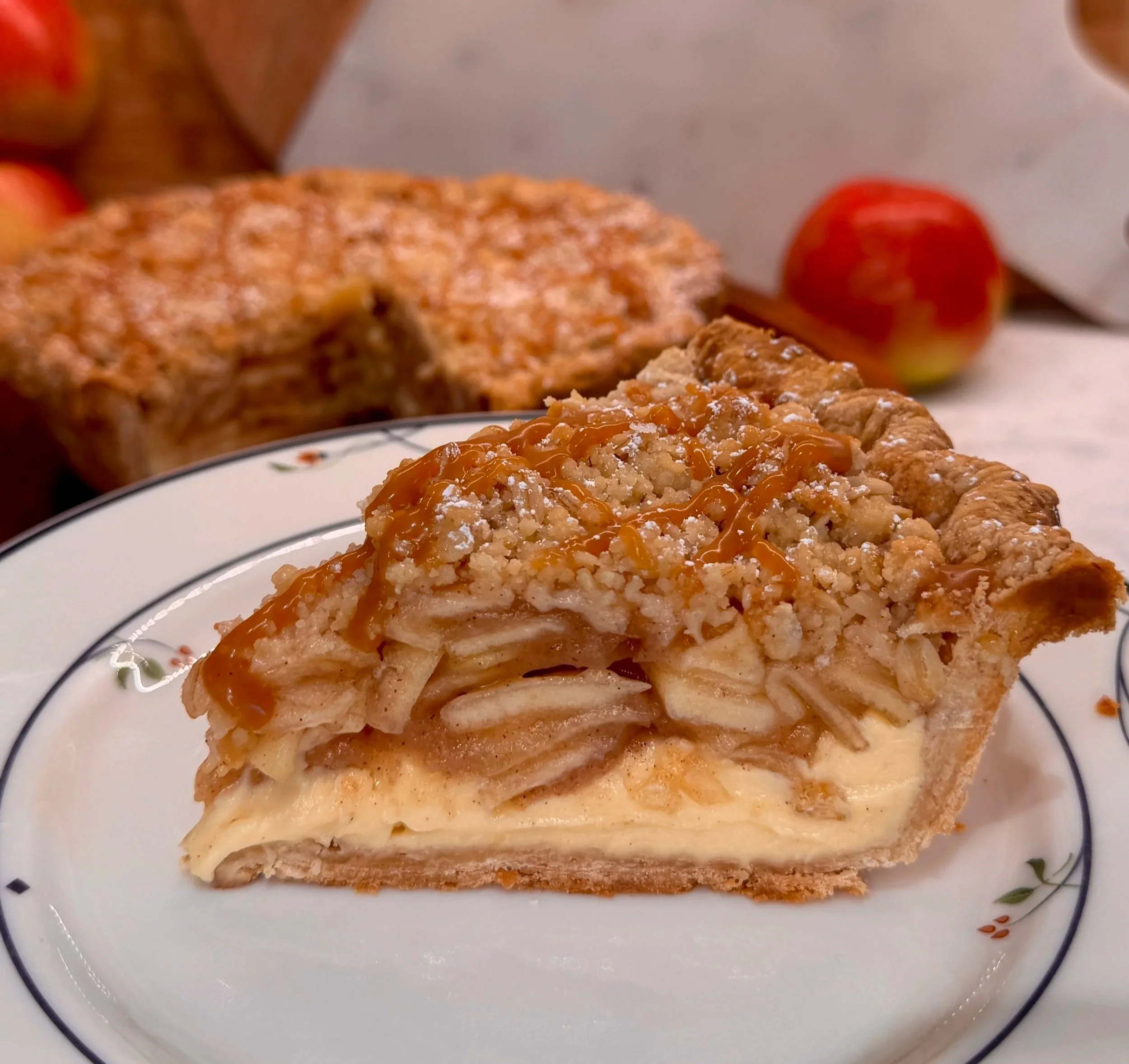 Apple-caramel-crumble-pie-IMG_3754.jpg
