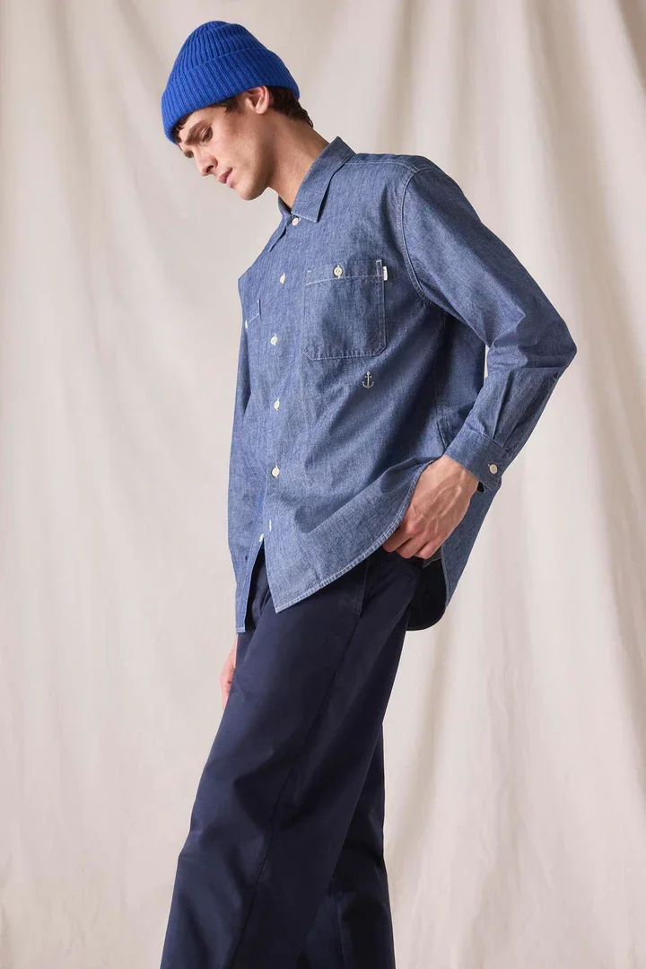 Bay-Chambray-Dockers-x-Transnomadica-Dock-Shirt-alt5-0038N0001_3e1c4fae-7225-46d7-8d1b-5000f72bfaf1_720x1080_crop_center.webp