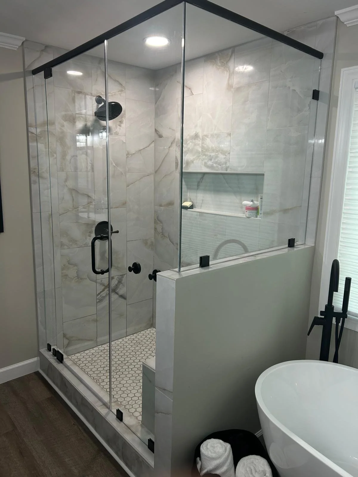BATHROOM 5 .jpeg