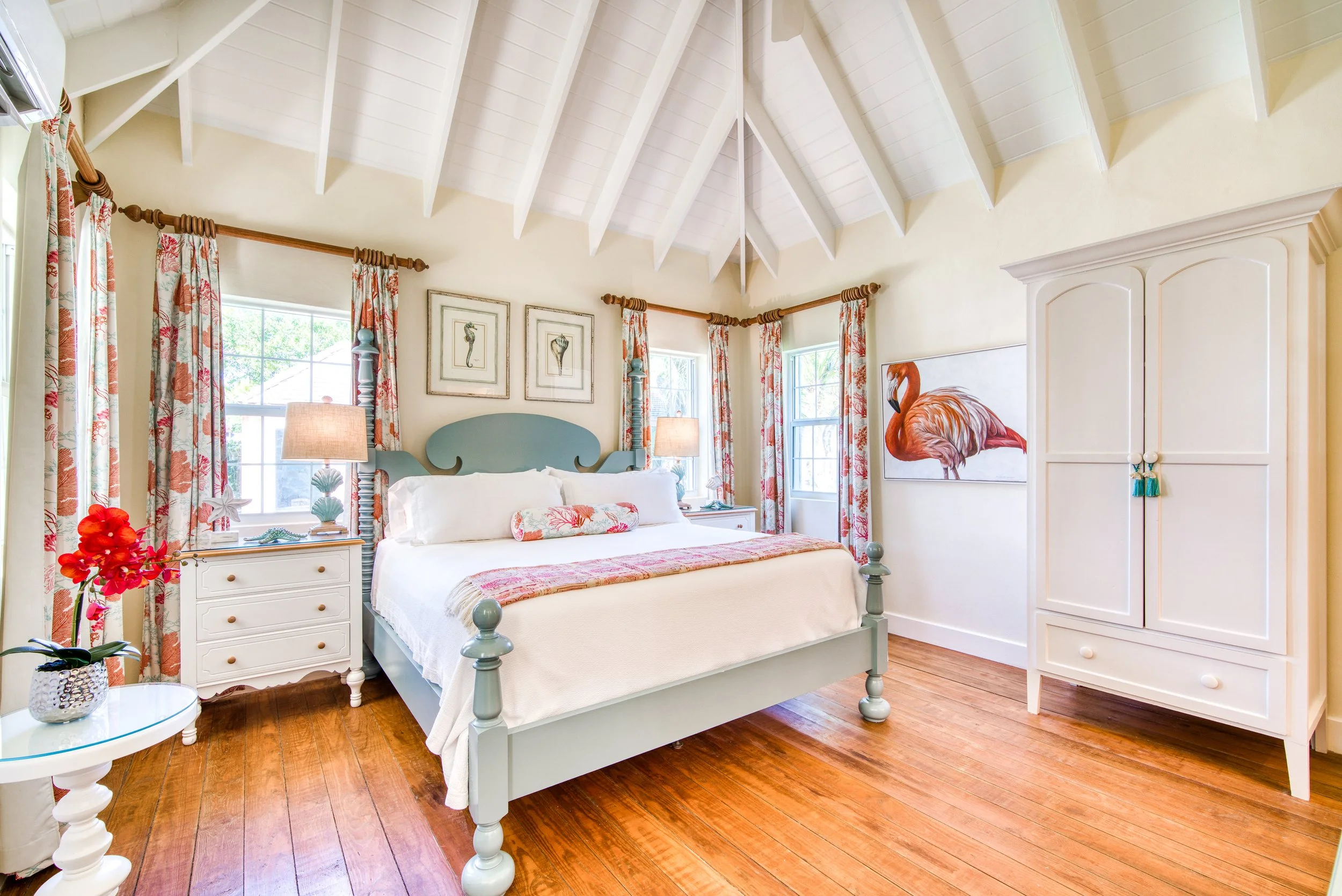 Flamingo Room -King with en-suite