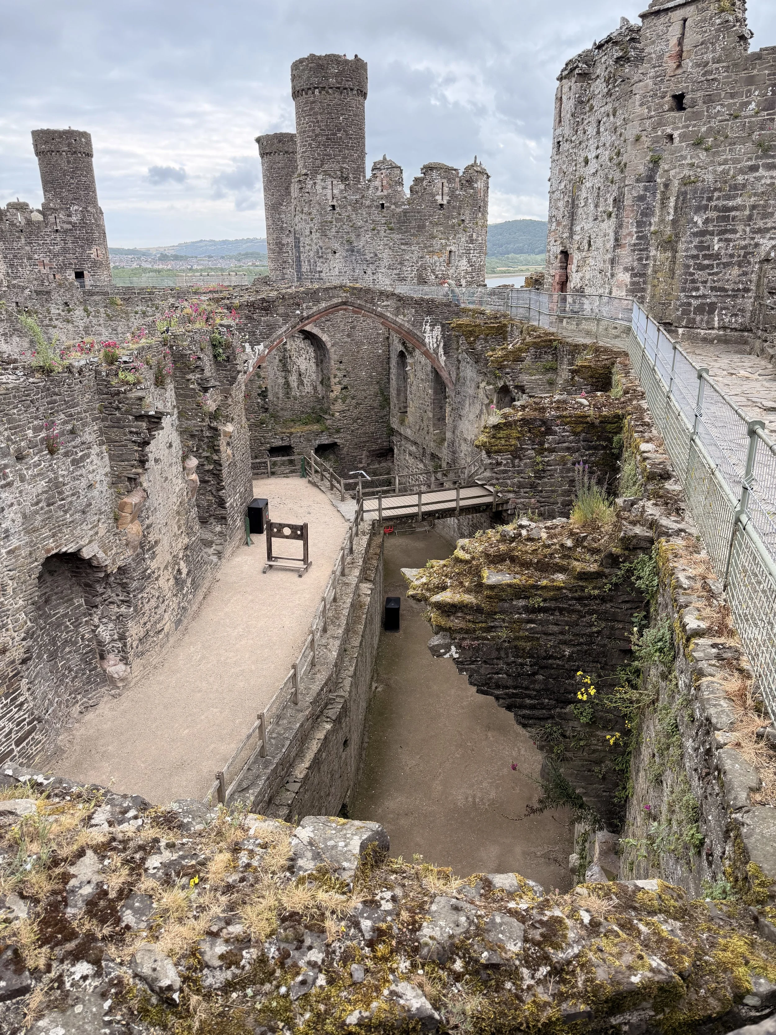 conwy-castle-ruined-great-hall.jpeg