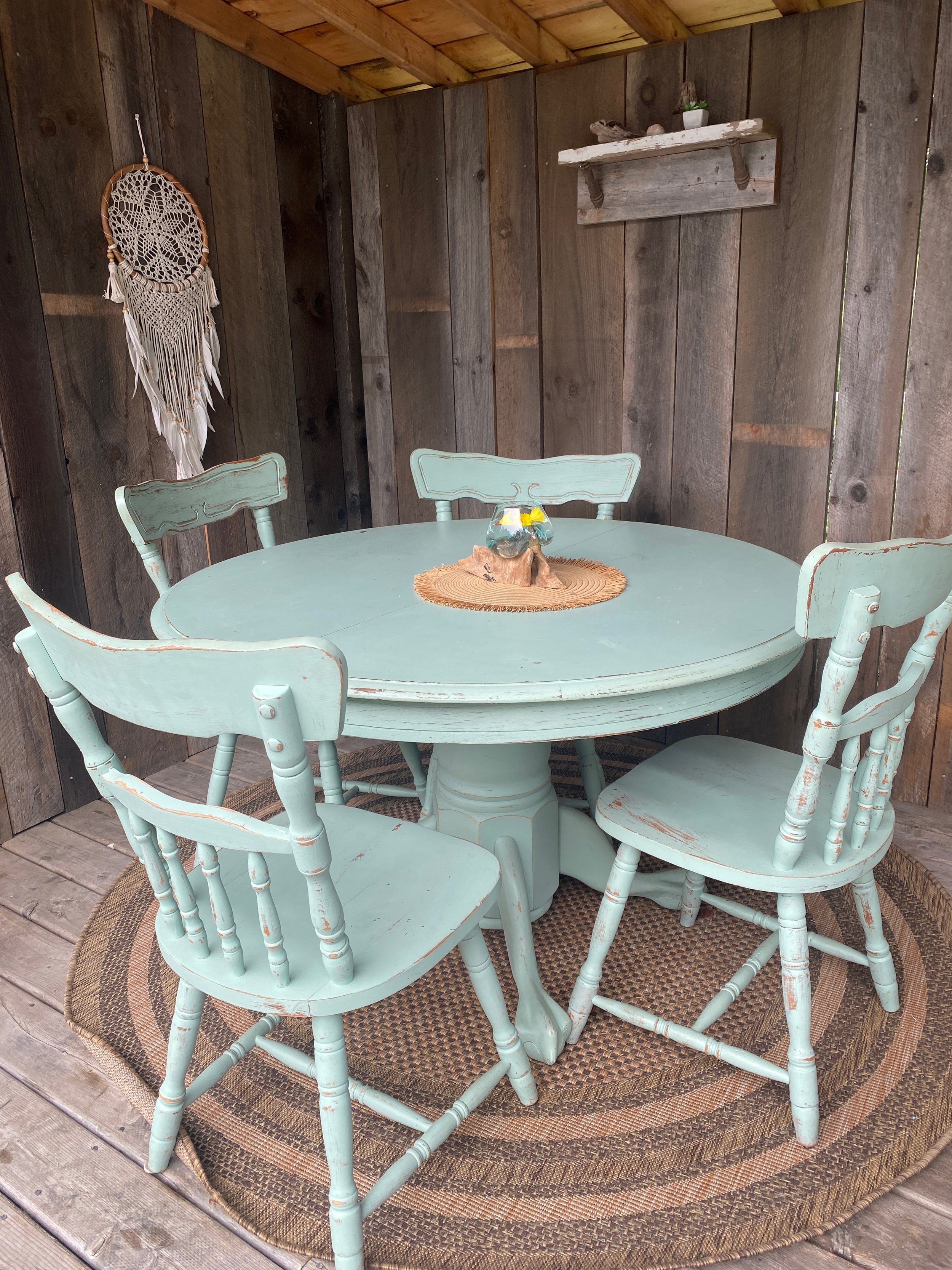 Outdoor Breakfast Nook