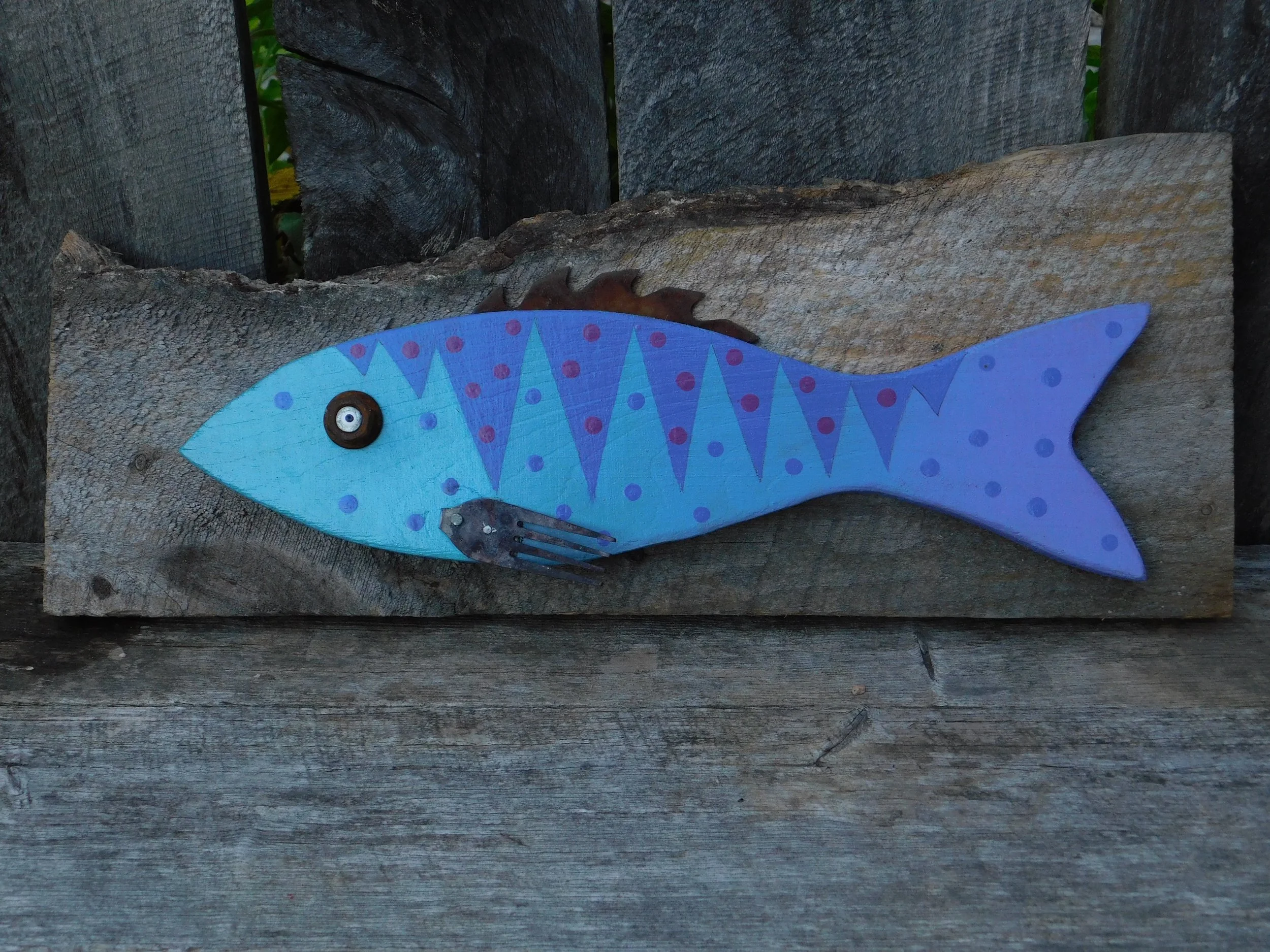 Fish on Driftwood.jpeg