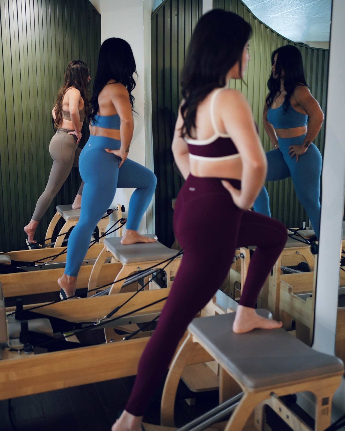 Happy International Pilates Day ✨
A reminder that strength doesn&rsquo;t have to be loud to be powerful. It&rsquo;s in the slow control, the deep breaths, the tiny movements that build something bigger 💫
