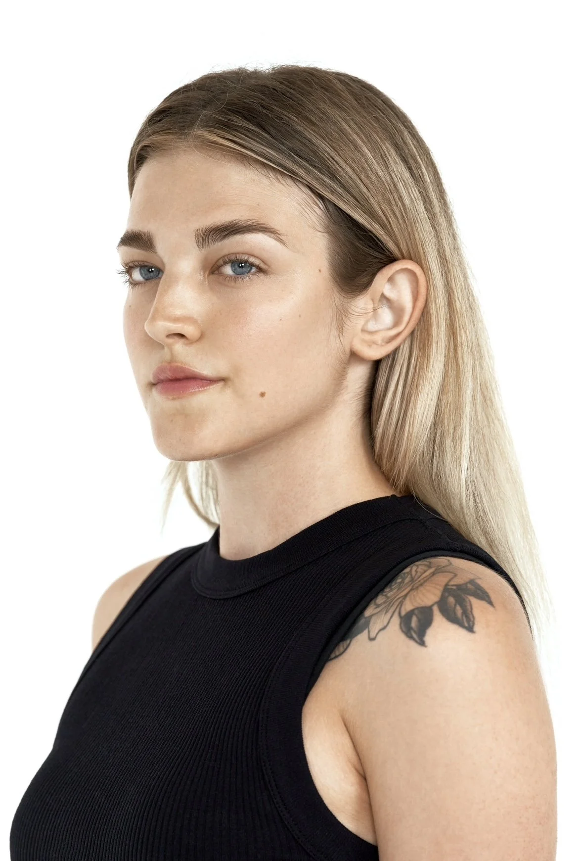 Alyssa - Server, Concierge