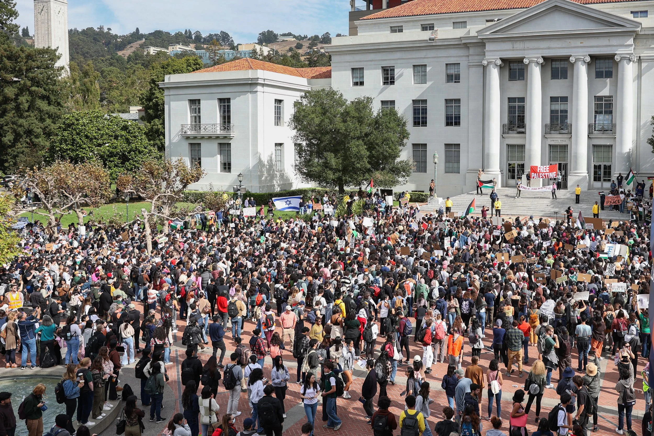 Hundreds walk out on Sproul Plaza