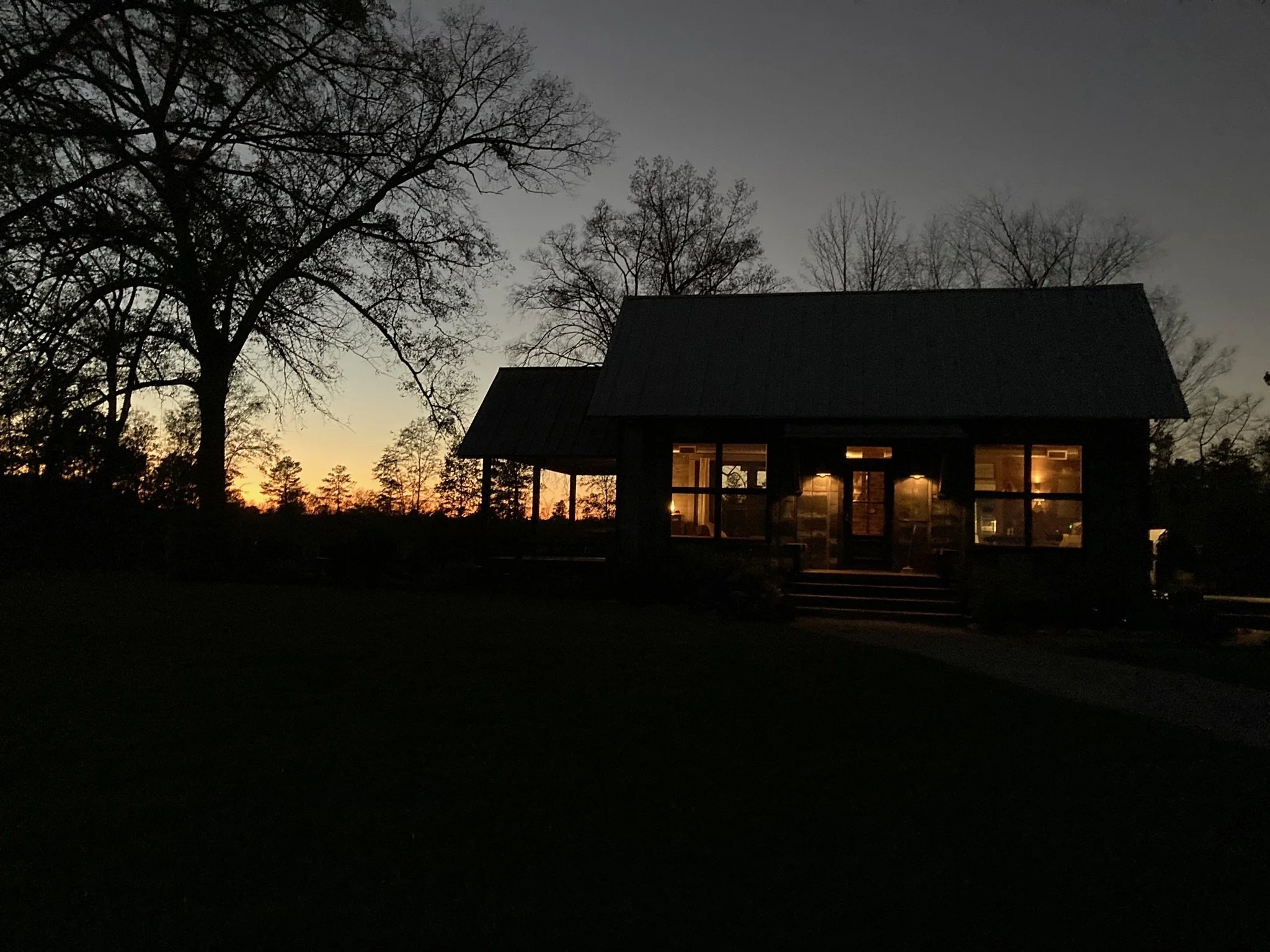 RuffwoodCountryClub_SchoolhouseCompound_SchoolhouseSunset02.JPG