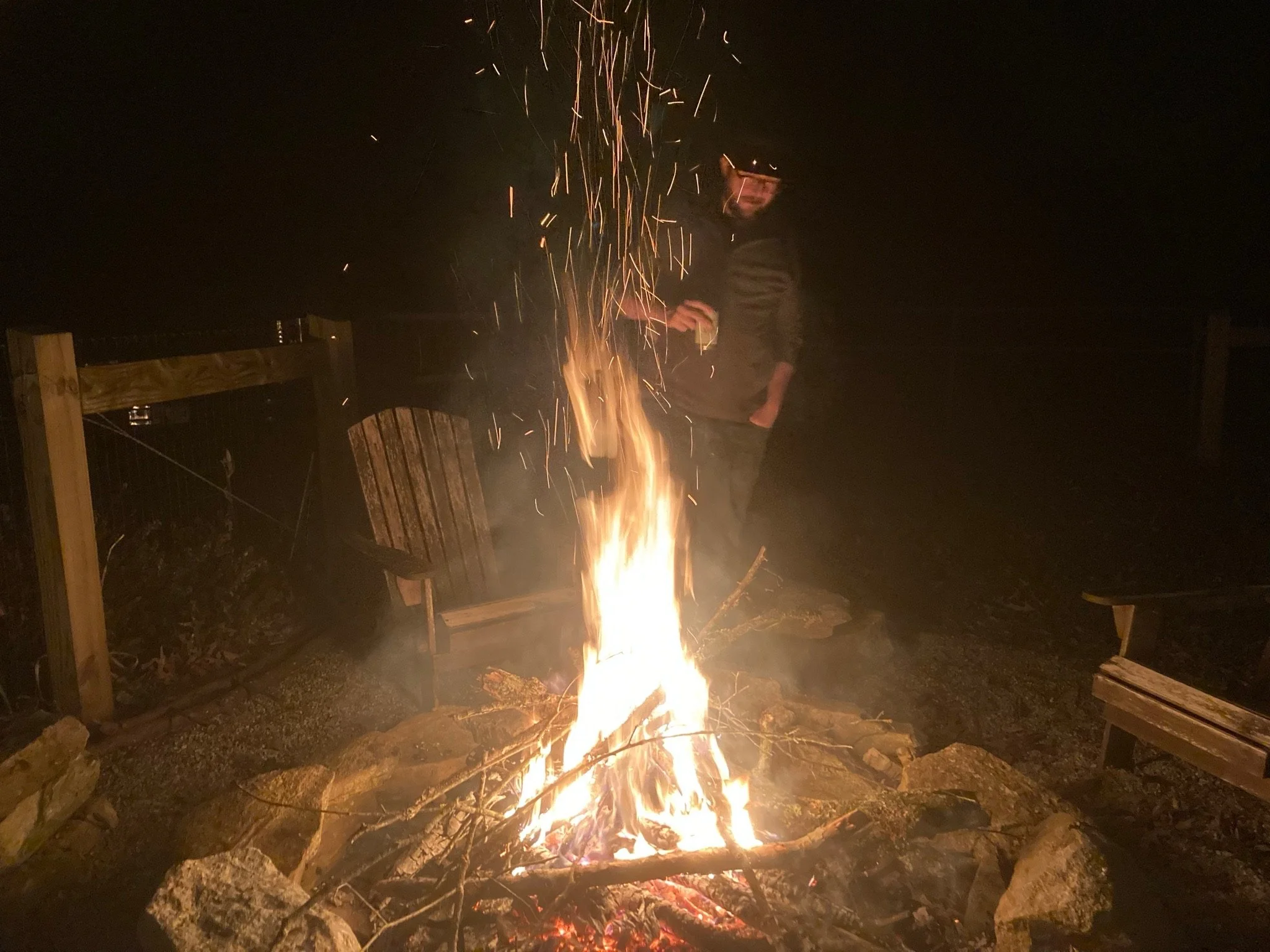 RuffwoodCountryClub_Camping_CampfireFirepit05.jpeg