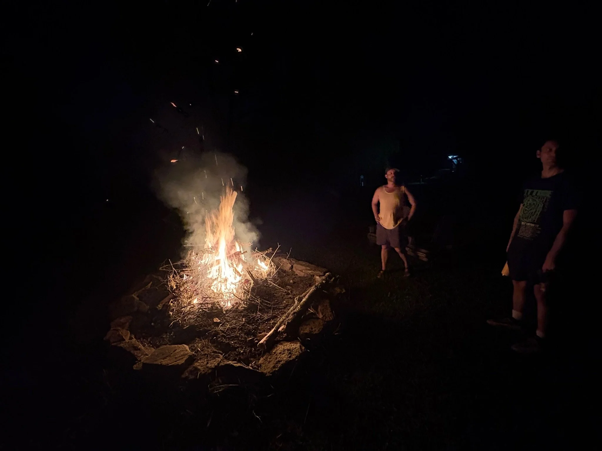 RuffwoodCountryClub_Camping_CampfireFirepit04.JPG