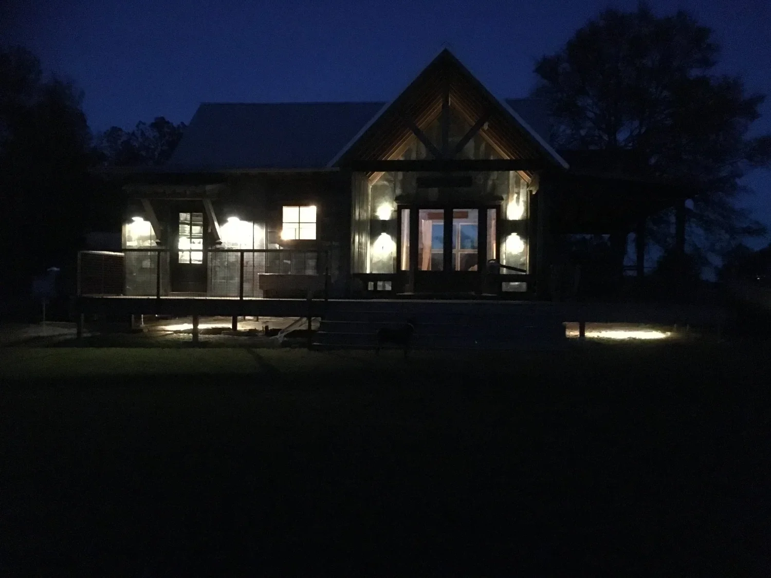 RuffwoodCountryClub_SchoolhouseCompound_SchoolhouseBackNight_2015.webp
